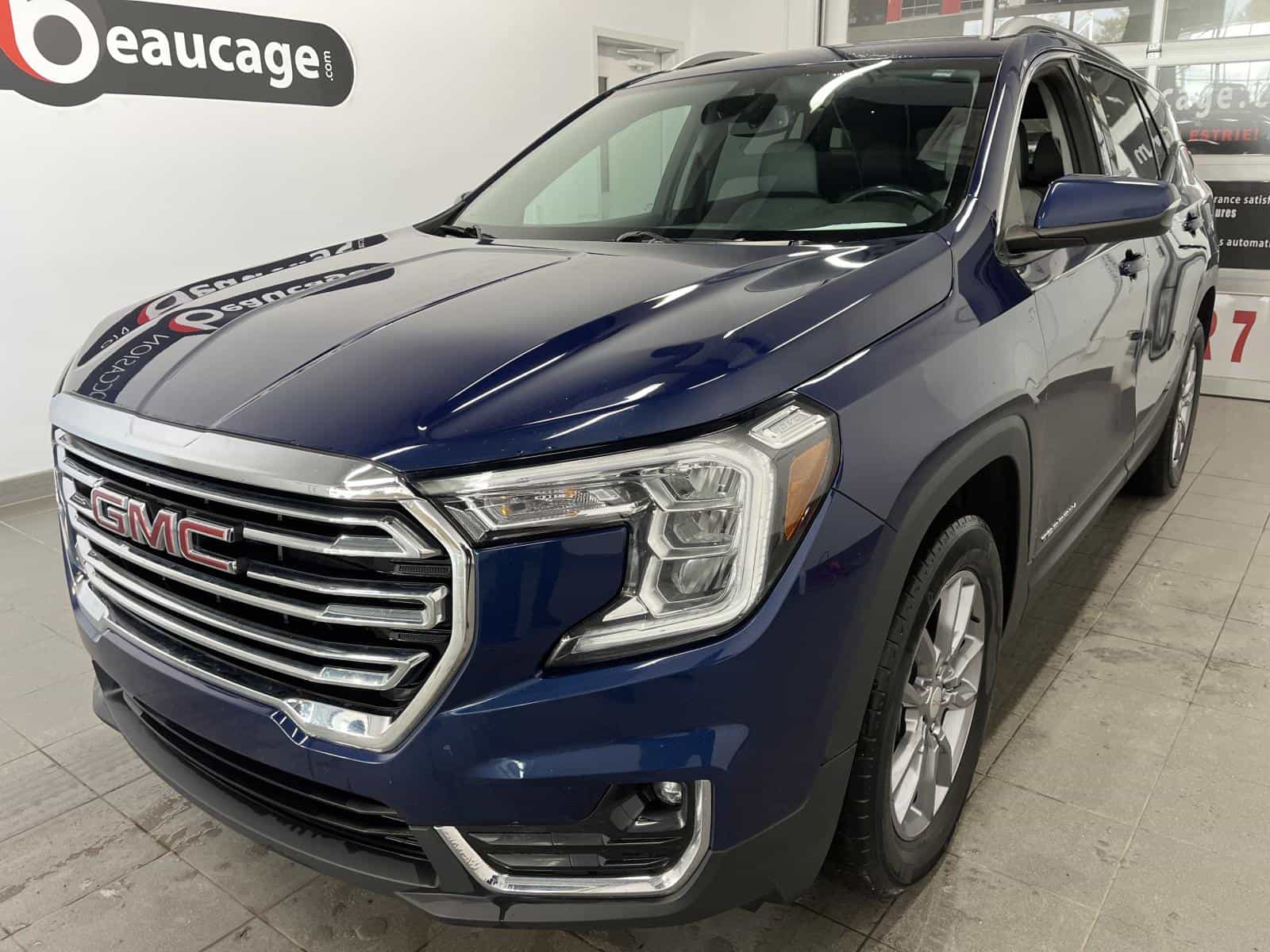 2022 GMC Terrain SLT - Image 1