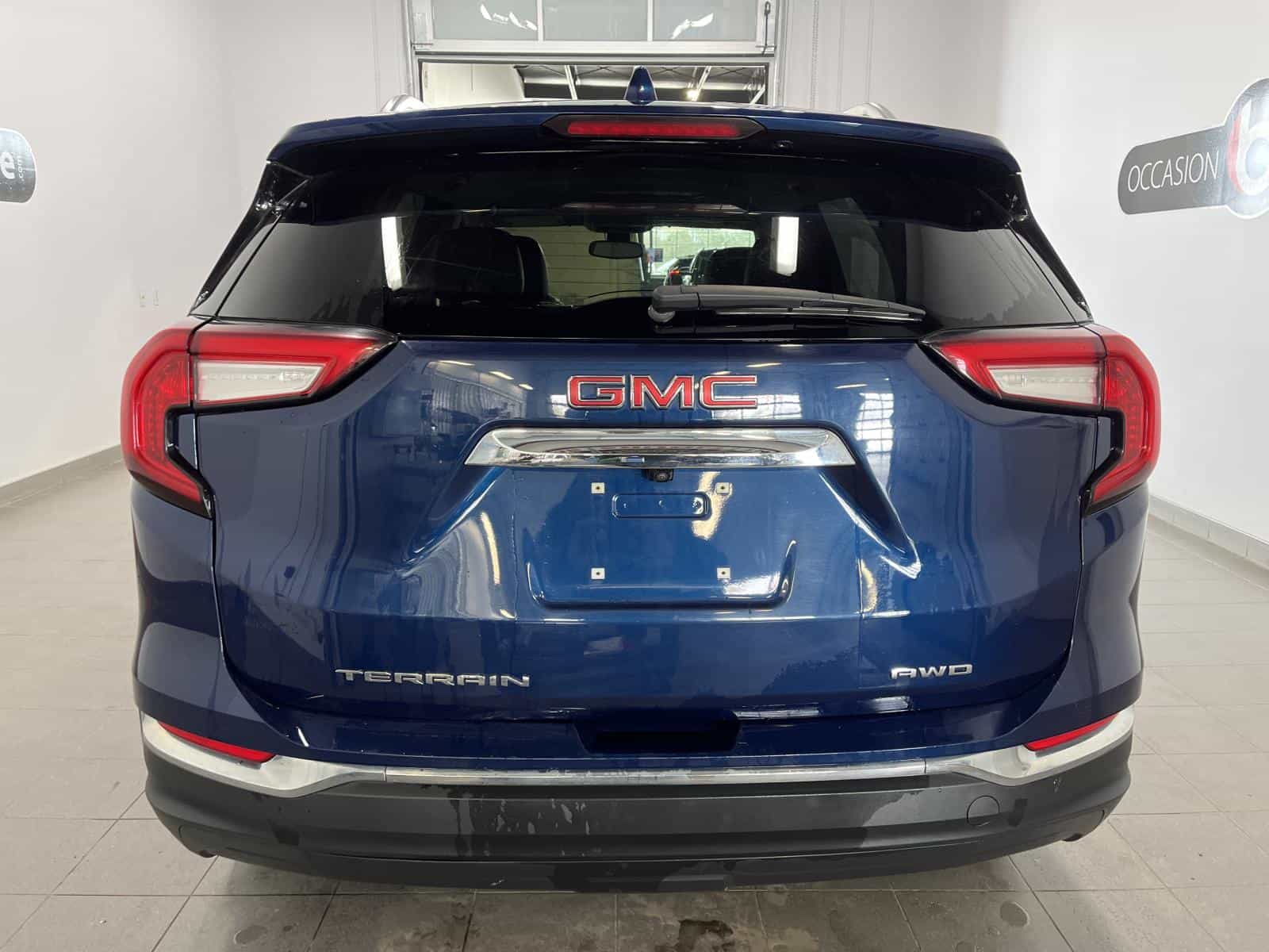 Image 4 GMC Terrain SLT 2022