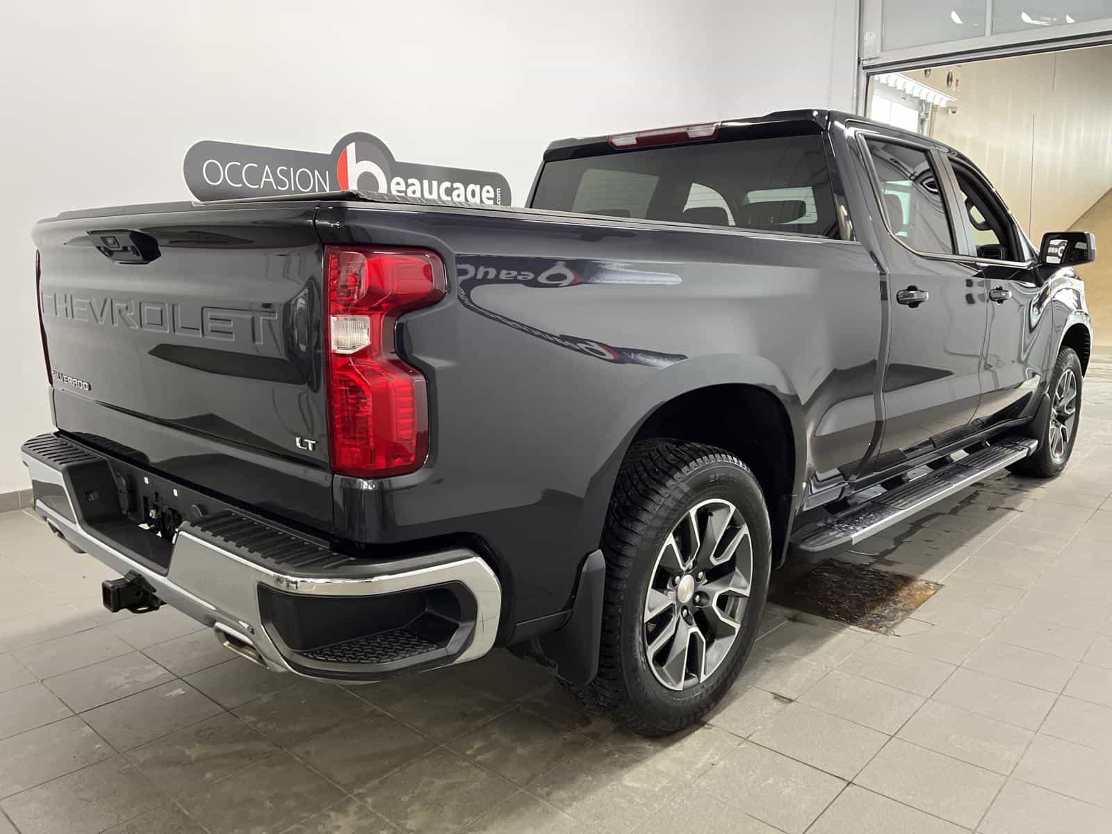 2023 Chevrolet Silverado 1500 LT - Image 5