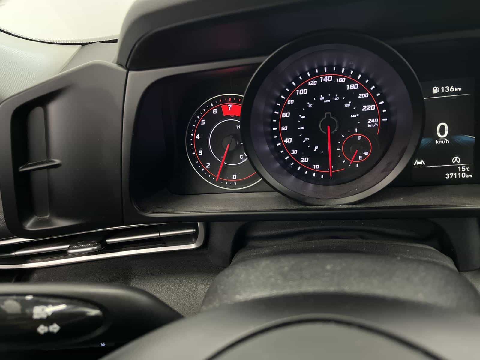 2022 Hyundai Elantra Essential - Image 11