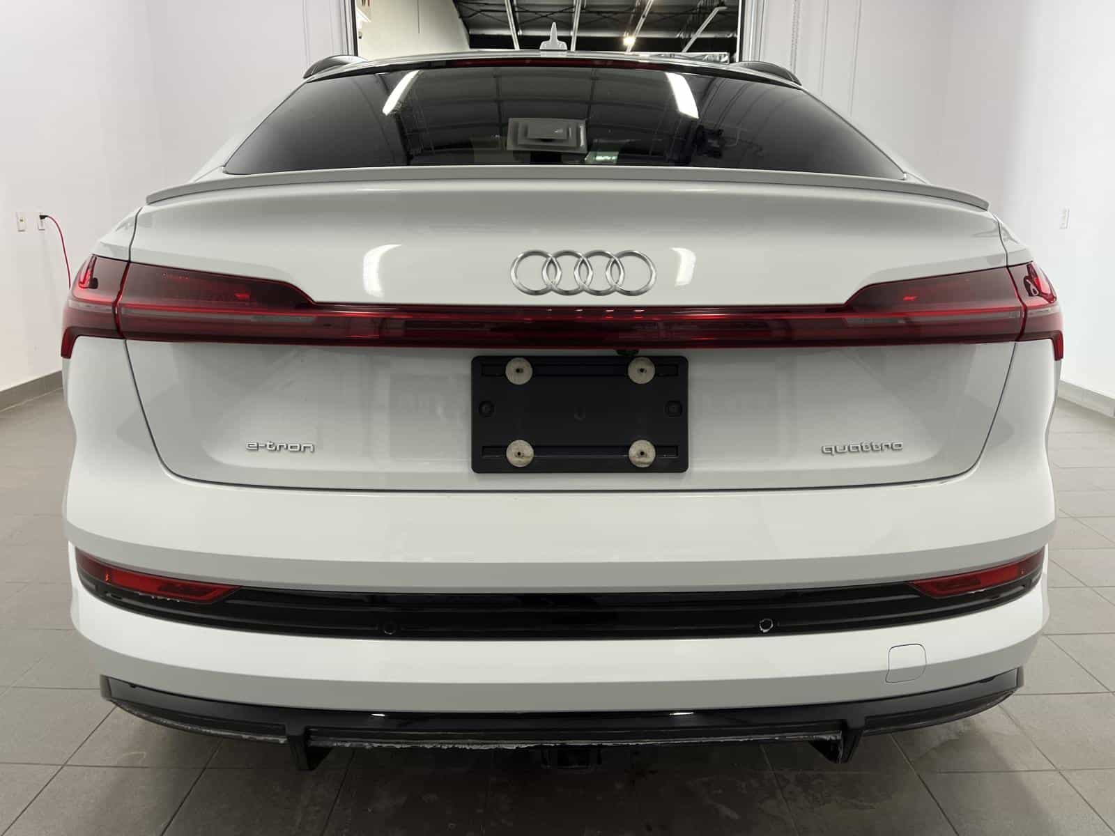 Image 4 Audi E-tron Progressiv 55 2023