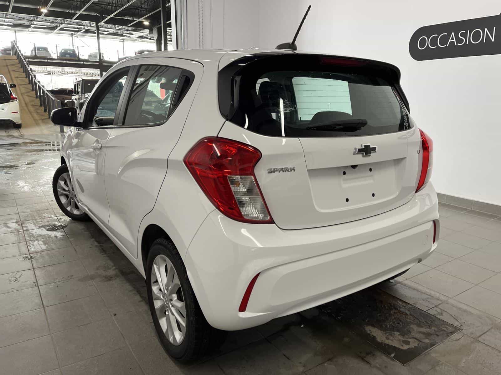 Image 3 Chevrolet Spark 1LT 2021