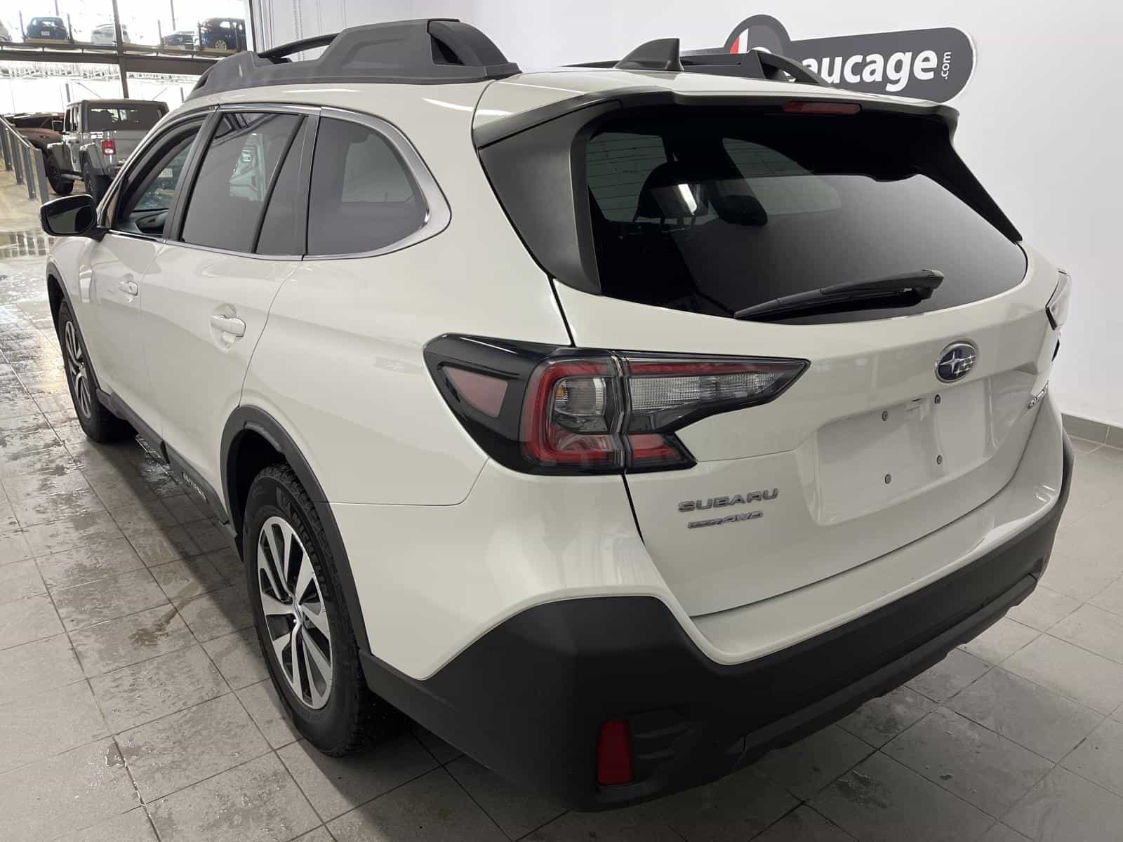 Image 3 Subaru Outback Touring 2020