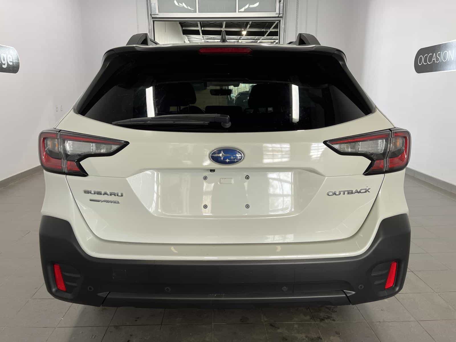 2020 Subaru Outback Touring - Image 4