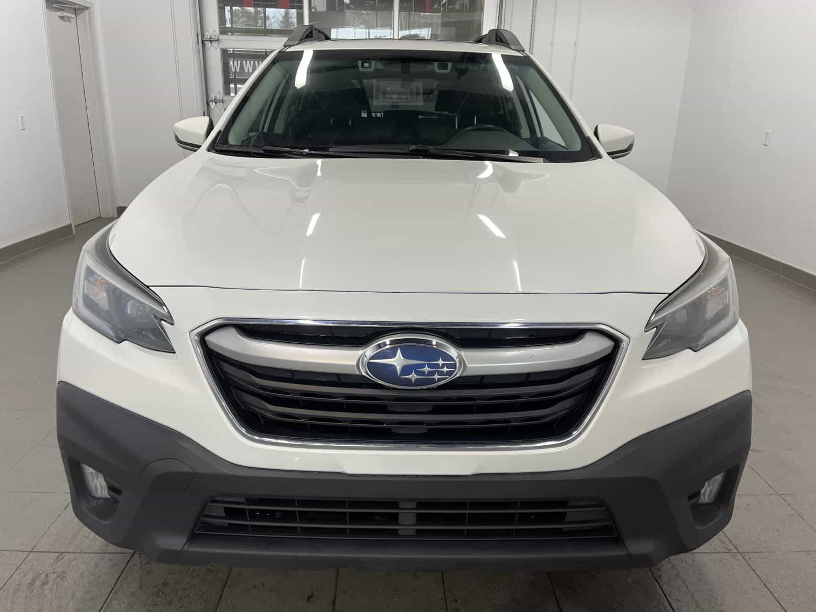 2020 Subaru Outback Touring - Image 7