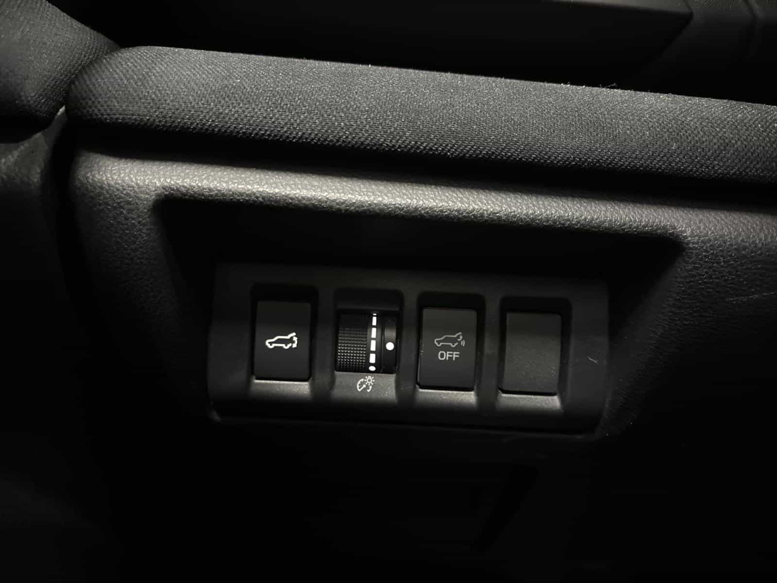 2020 Subaru Outback Touring - Image 14