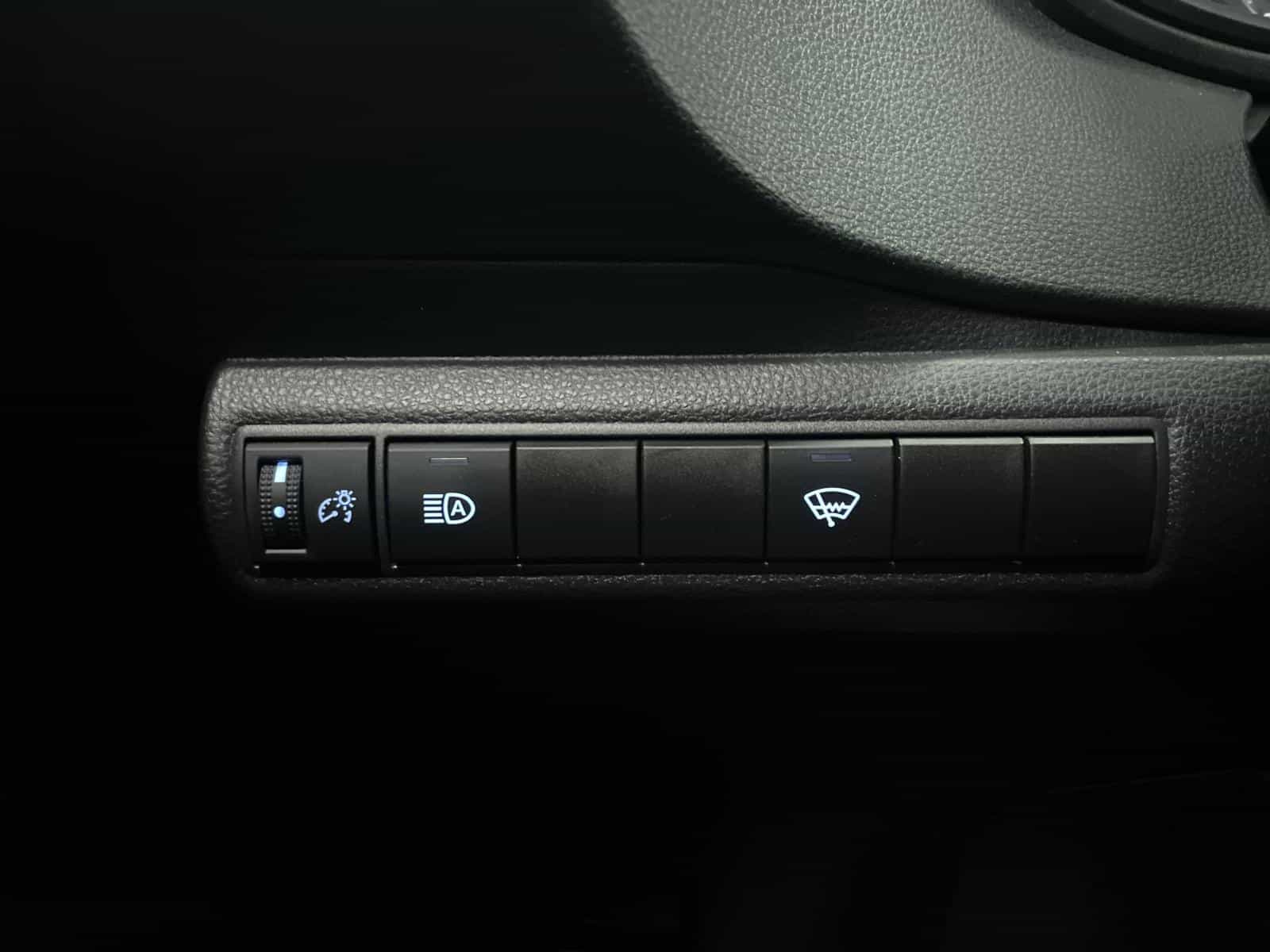 Image 12 Toyota Corolla LE 2022