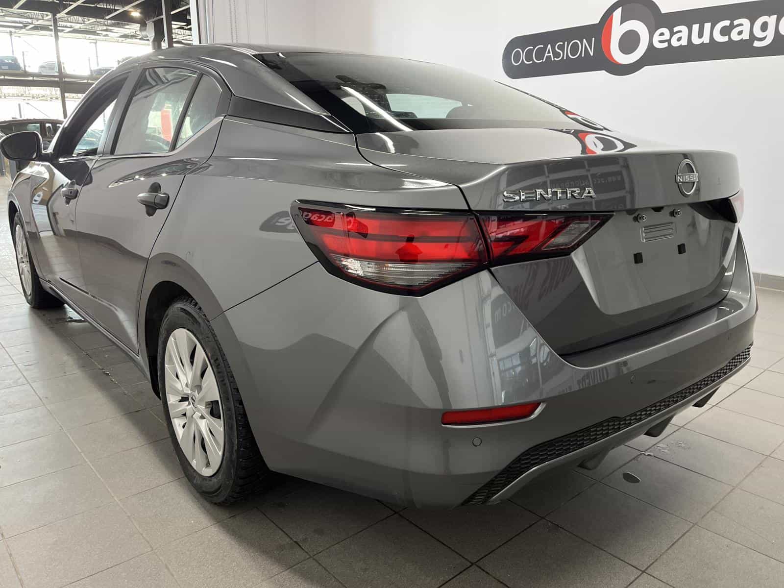 2025 Nissan Sentra S - Image 3