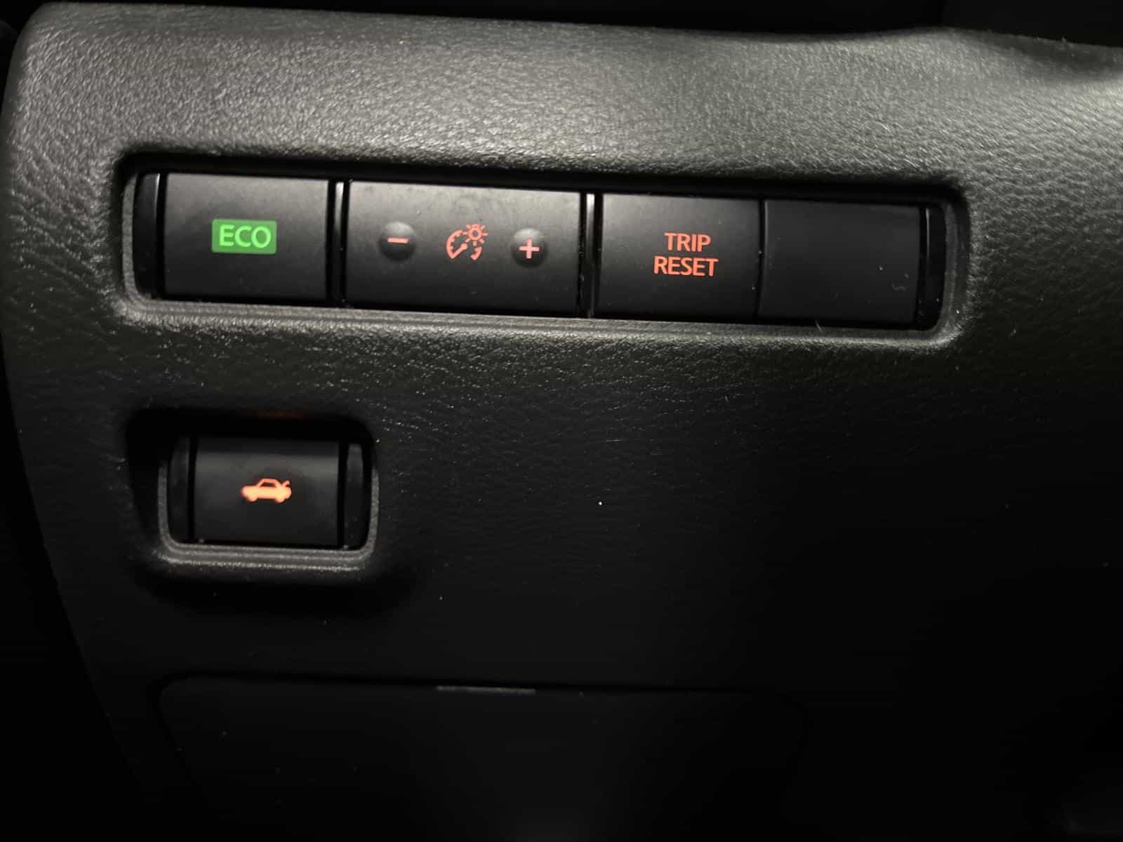 2025 Nissan Sentra S - Image 13