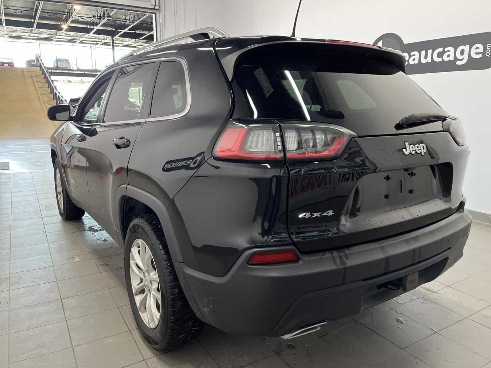 Image 3 Jeep Cherokee North 2020