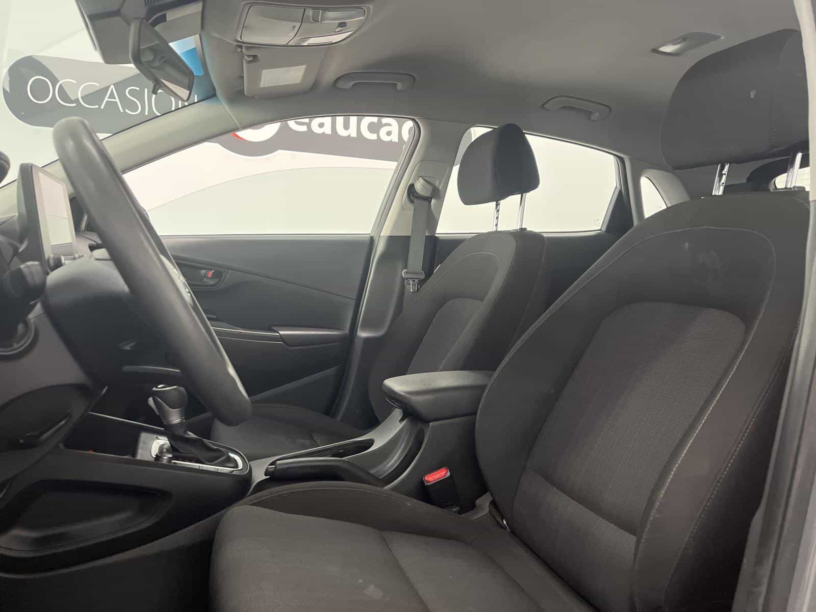 2023 Hyundai Kona Essential - Image 8