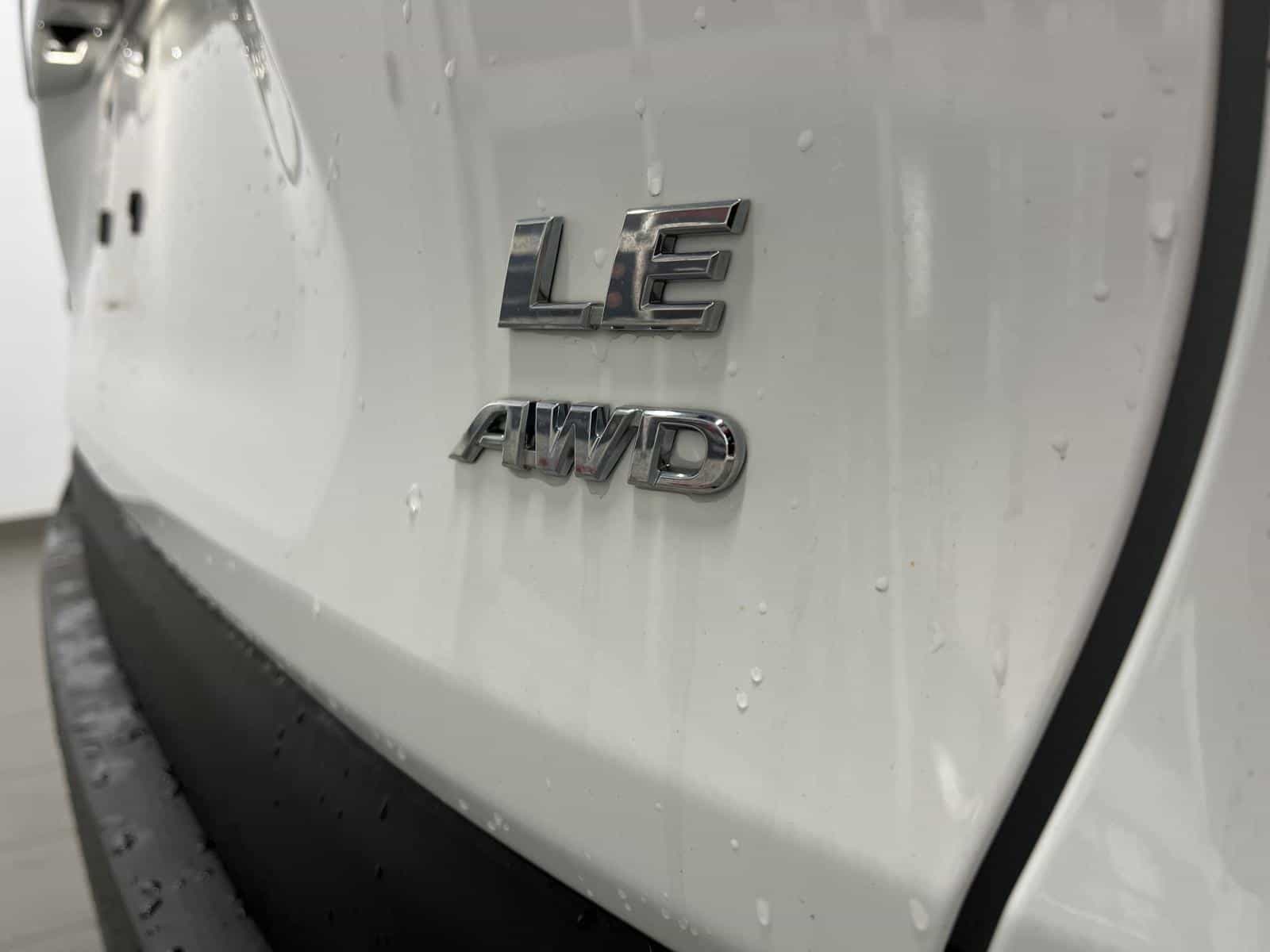 Image 24 Toyota Rav4 LE 2020