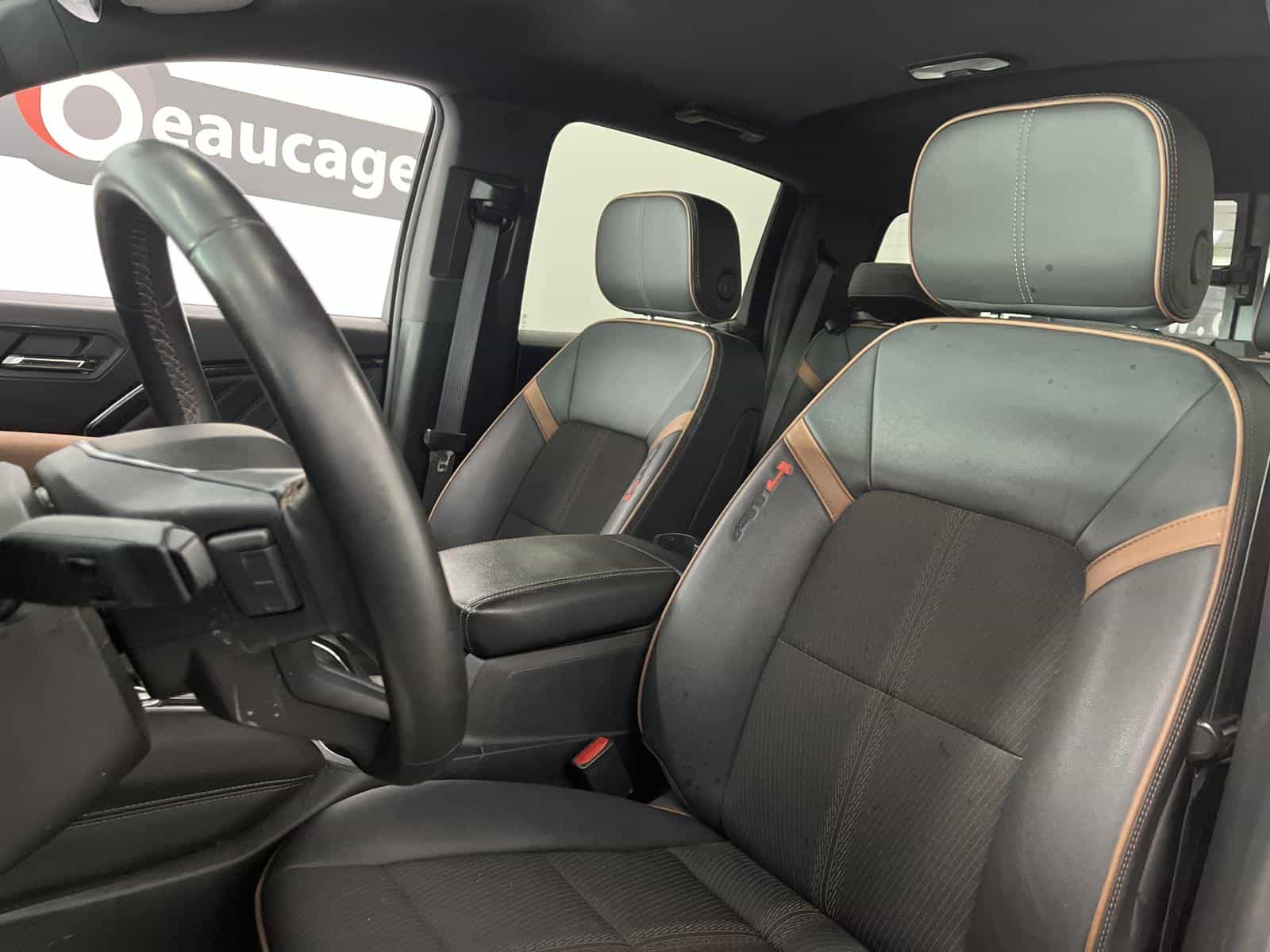 2024 GMC Canyon AT4 - Image 8