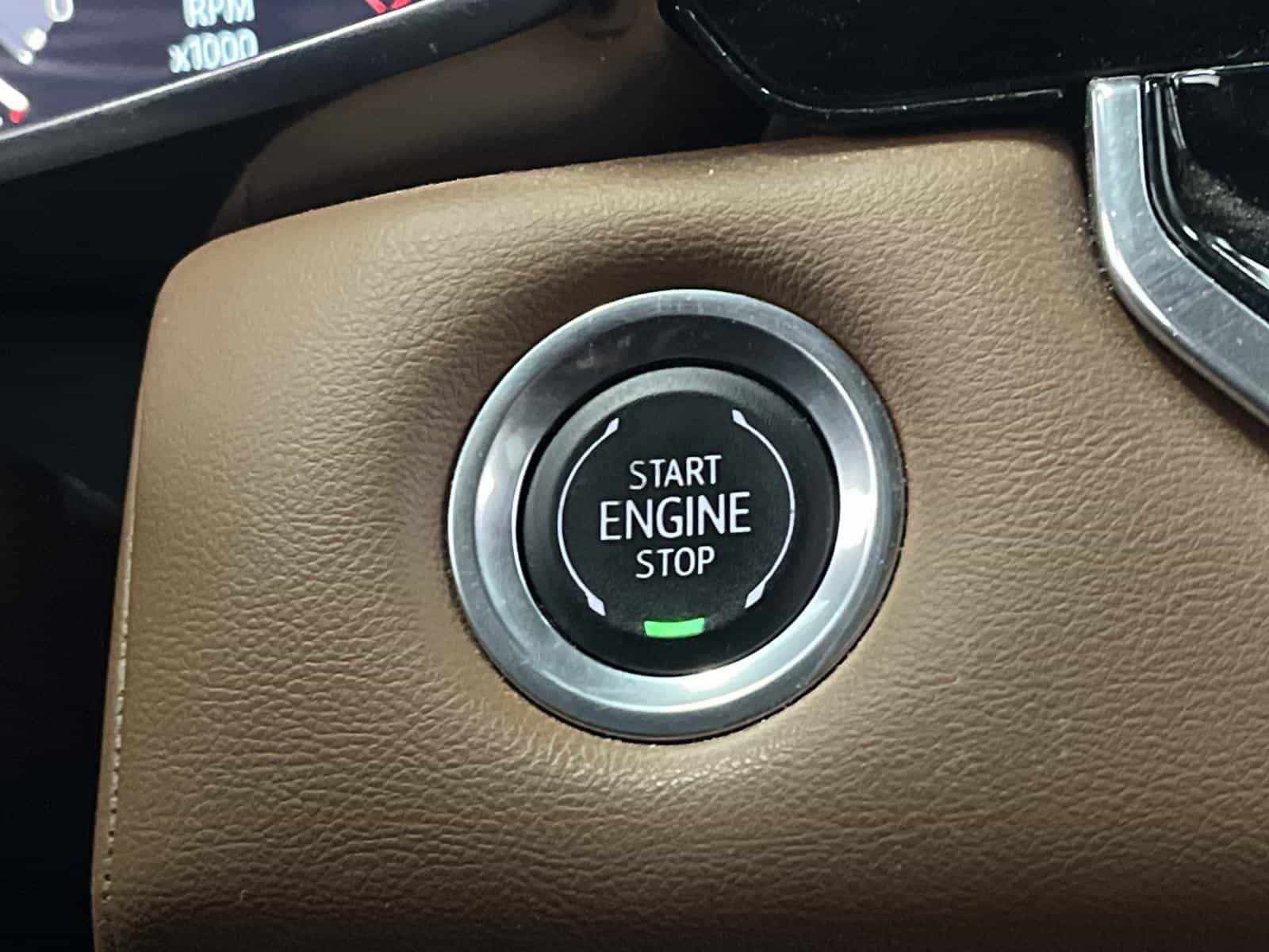 2024 GMC Canyon AT4 - Image 13