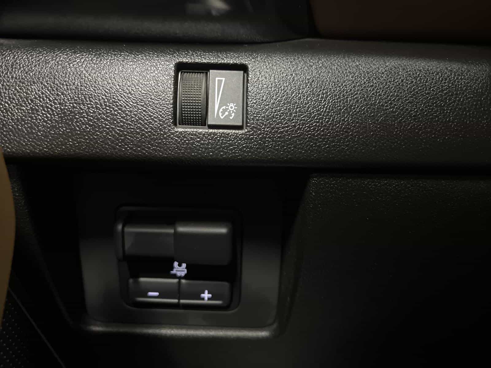 2024 GMC Canyon AT4 - Image 14