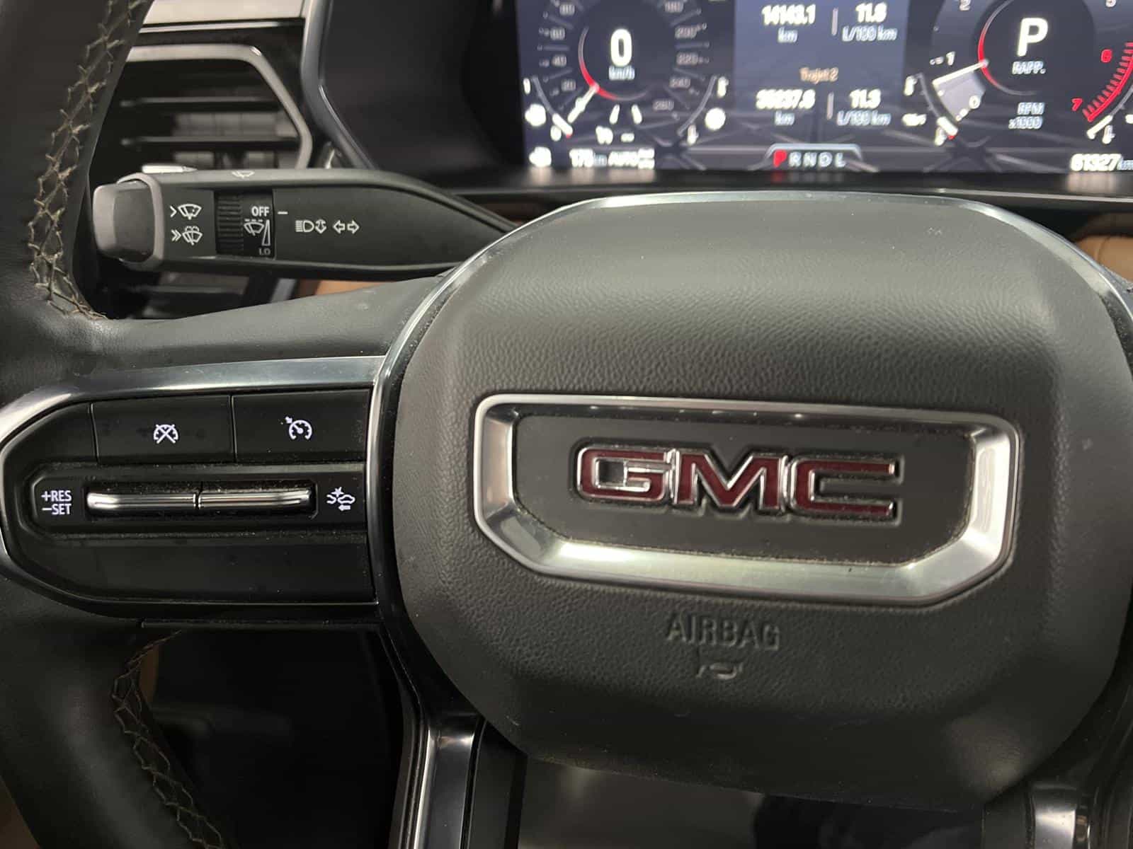 2024 GMC Canyon AT4 - Image 15