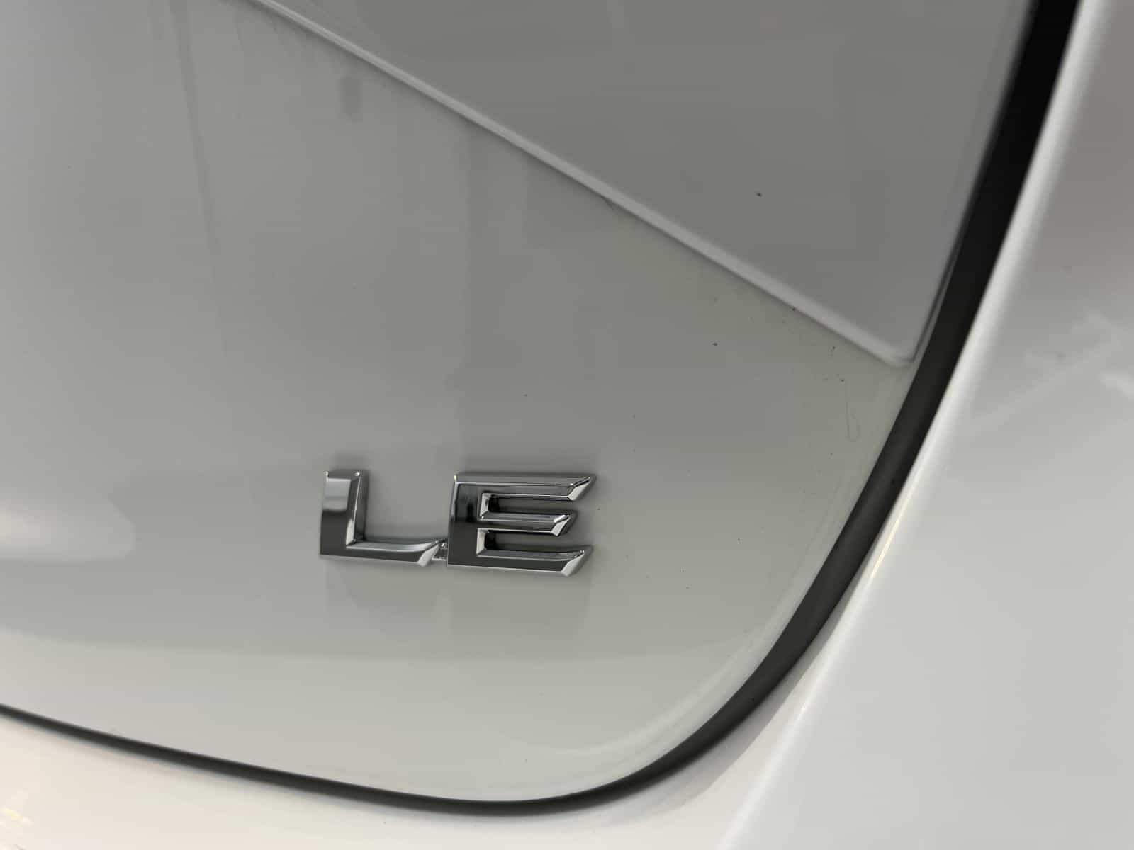 Image 21 Toyota Yaris LE 2019