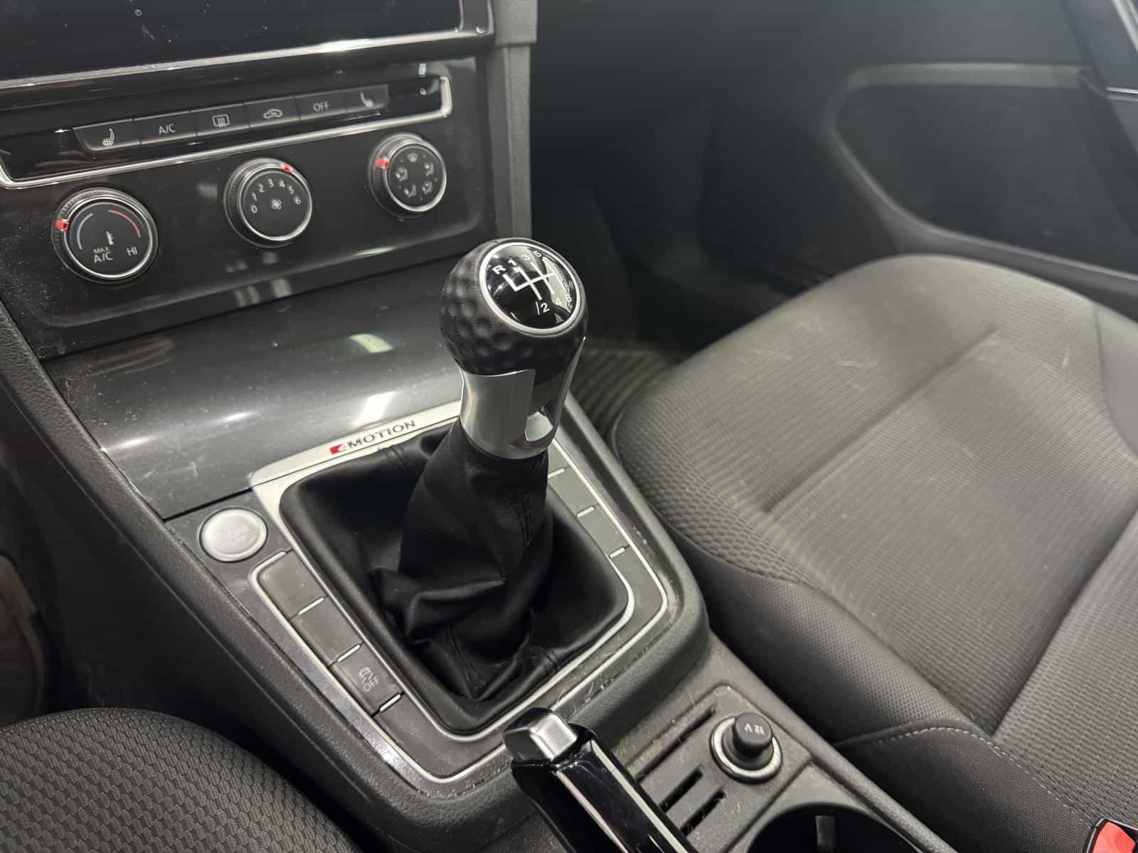 Image 13 Volkswagen Golf Sportwagen Comfortline 2018