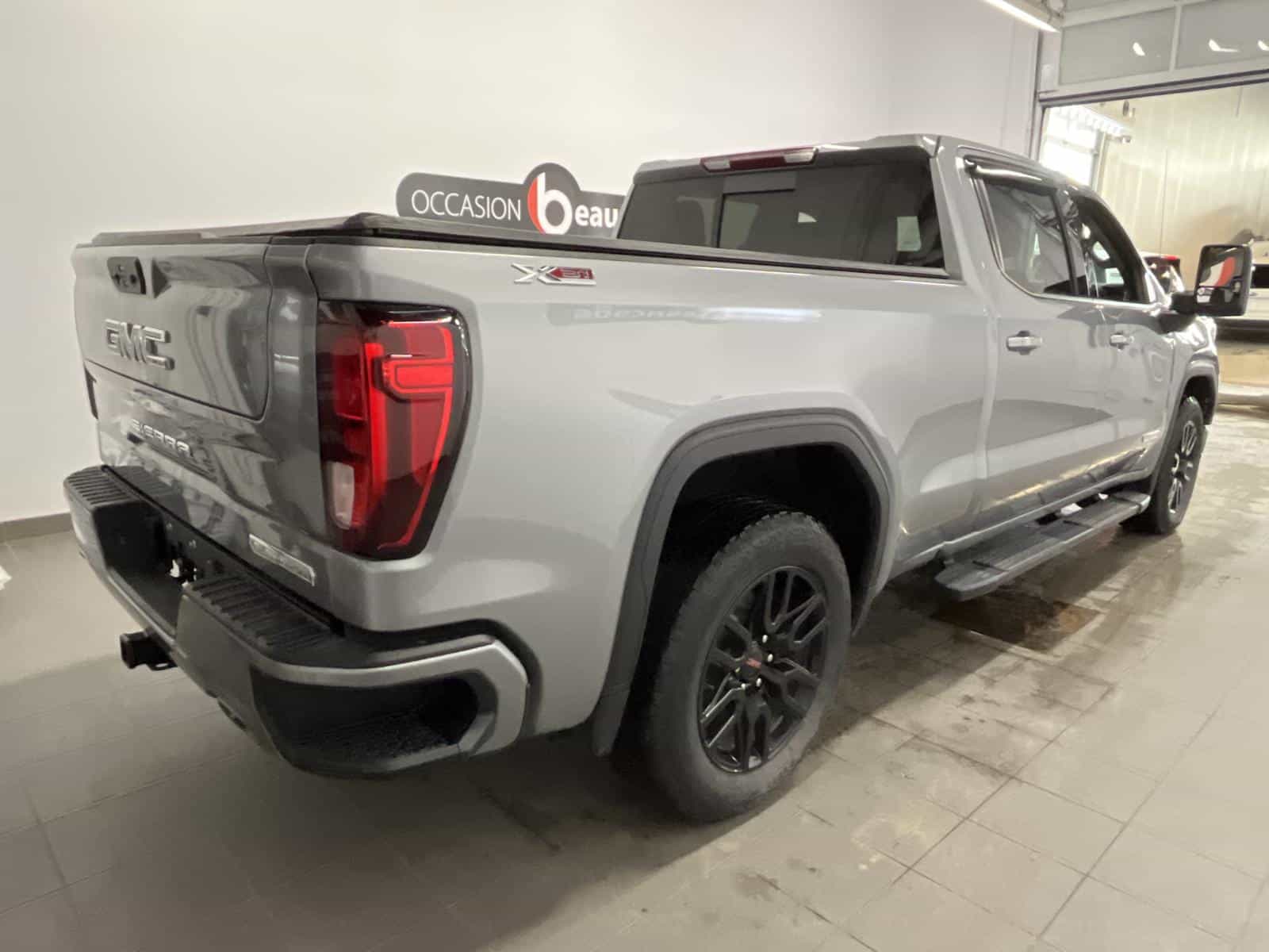 2024 GMC Sierra 1500 Elevation - Image 5