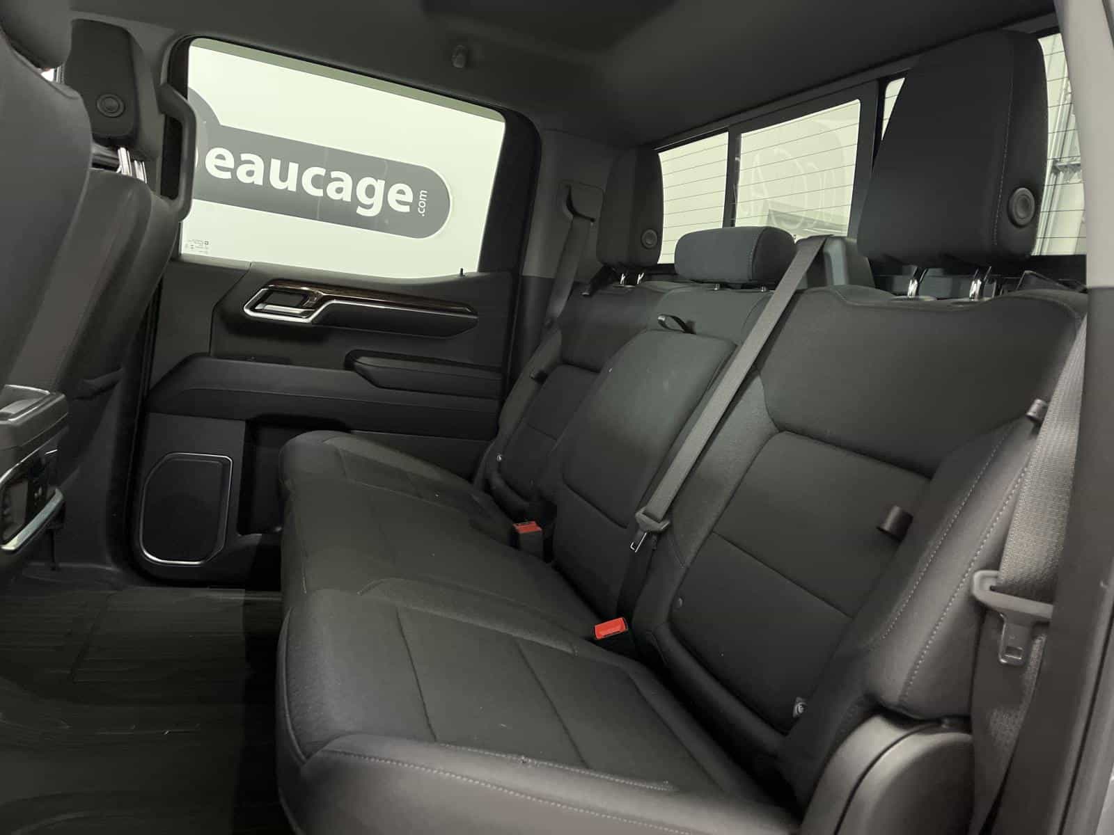 2024 GMC Sierra 1500 Elevation - Image 10