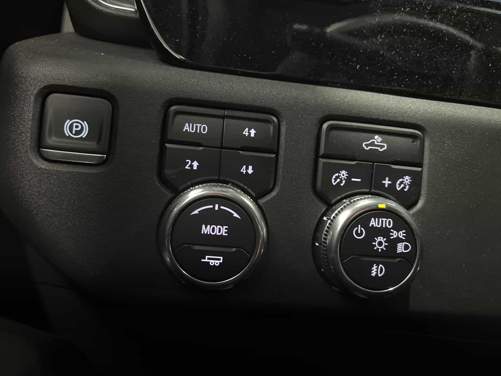 2024 GMC Sierra 1500 Elevation - Image 14