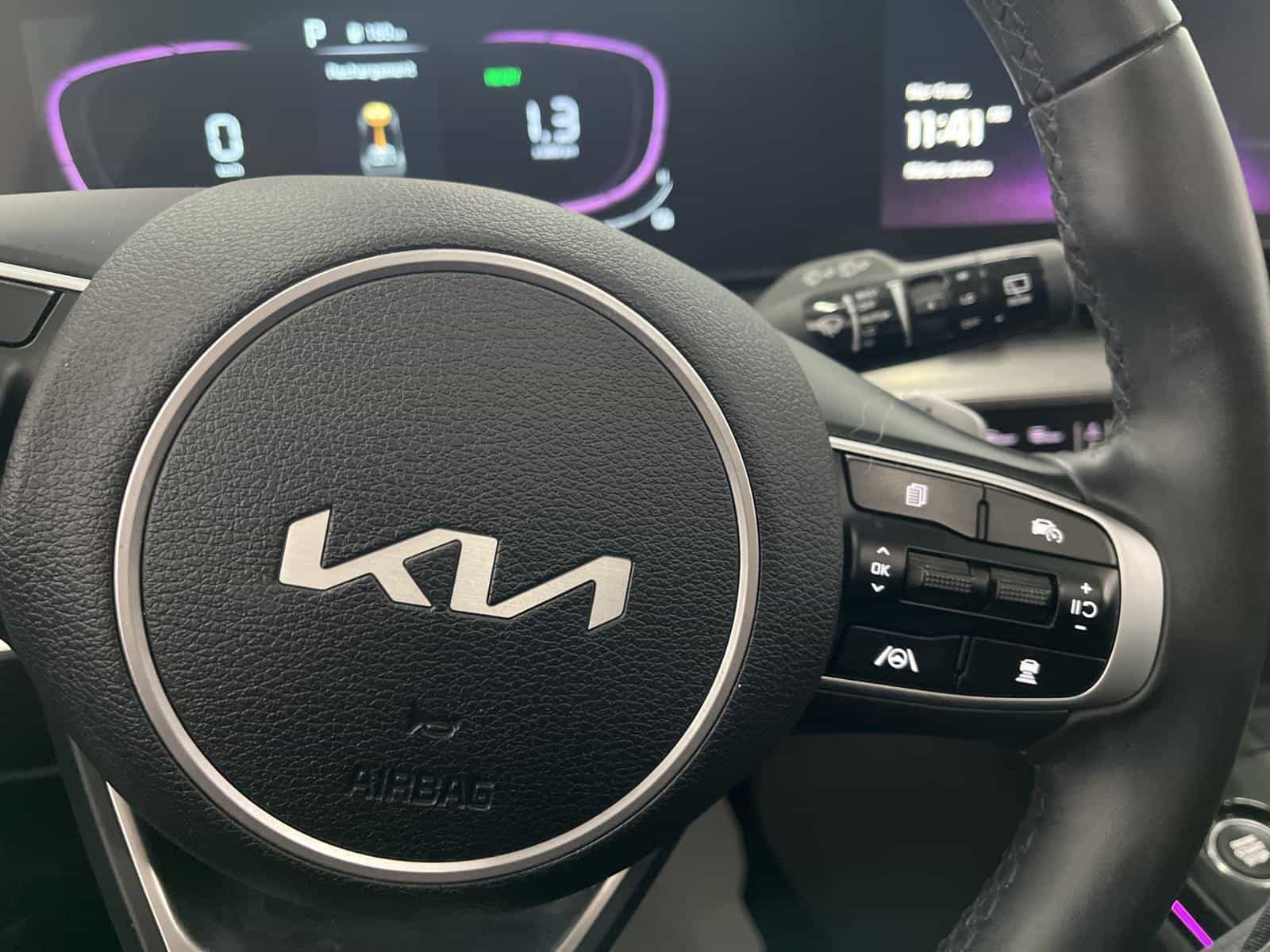 2024 Kia Sportage EX Premium PHEV - Image 16