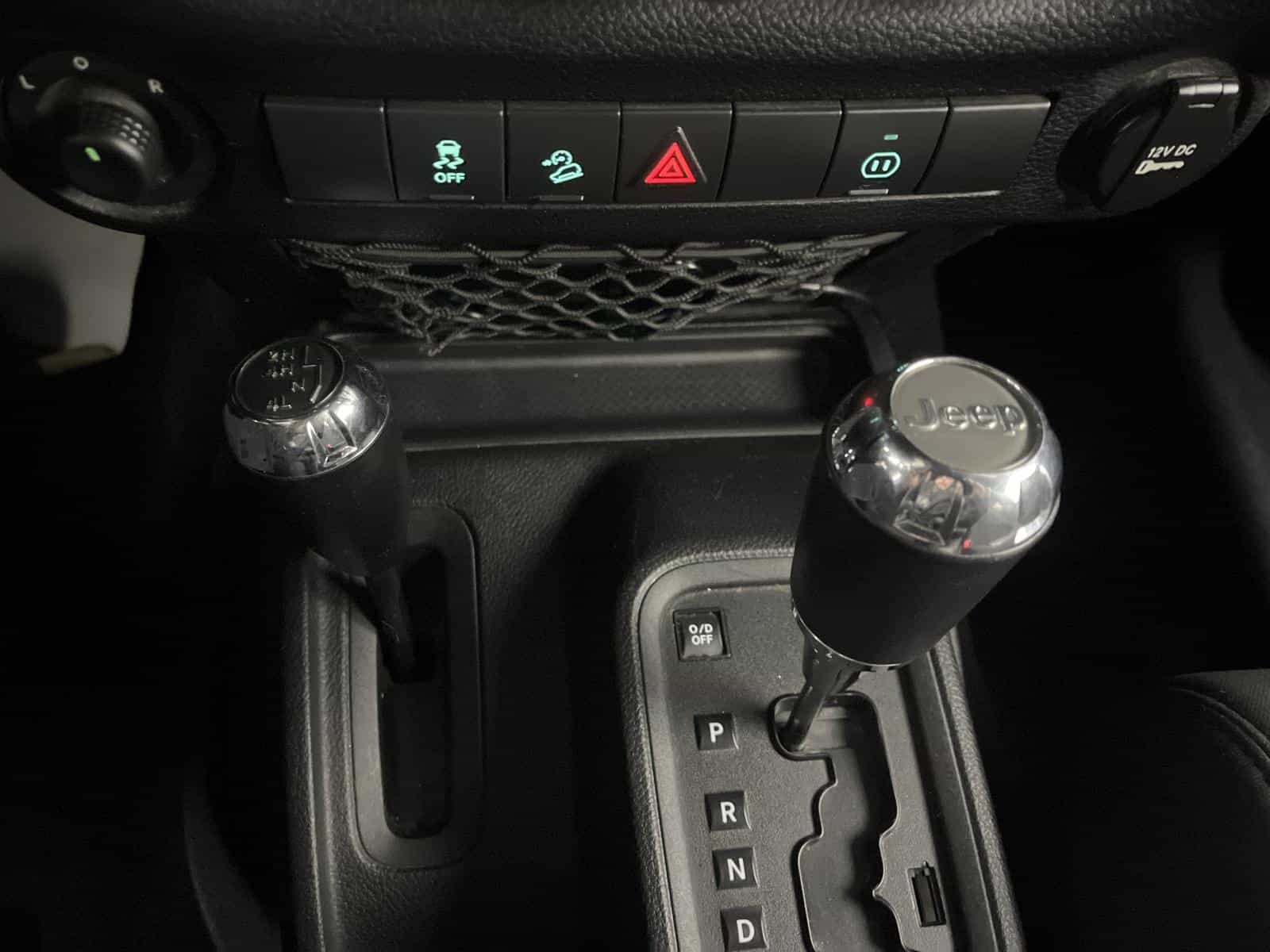 2011 Jeep Wrangler Sahara - Image 14