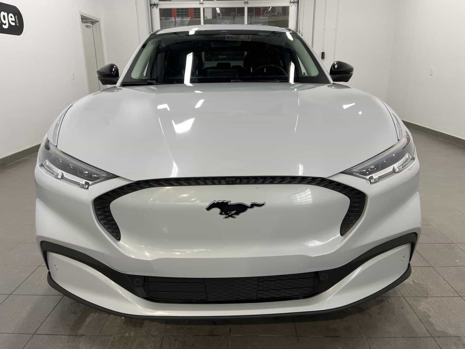 Image 7 Ford Mustang MACH-E Select 2023