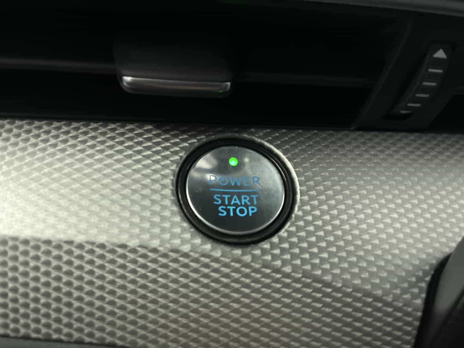 Image 12 Ford Mustang MACH-E Select 2023