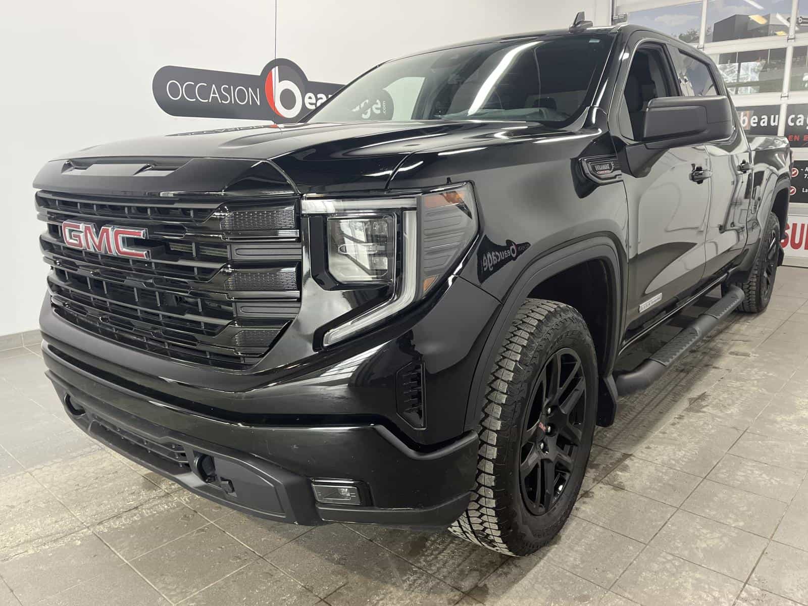 2024 GMC Sierra 1500 Elevation - Image 1