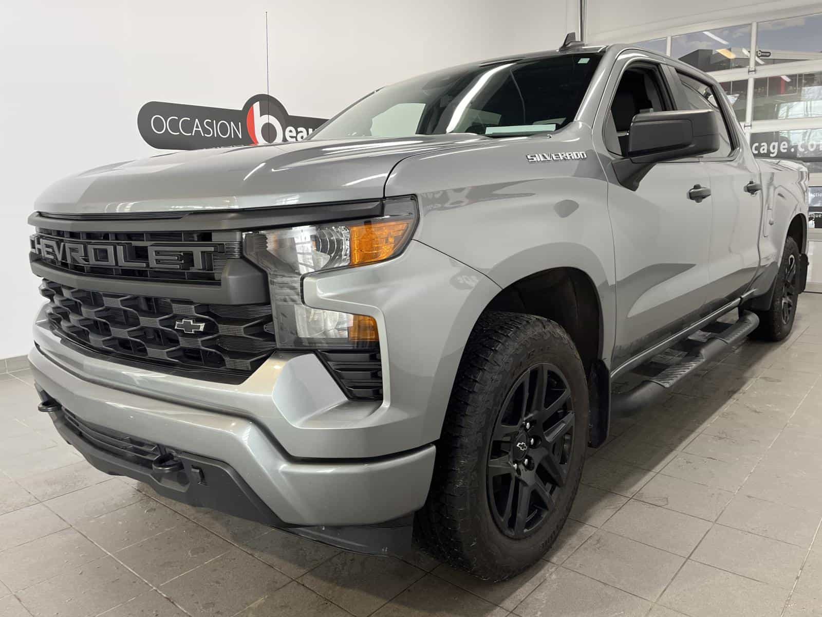 2024 Chevrolet Silverado 1500 Custom - Image 1