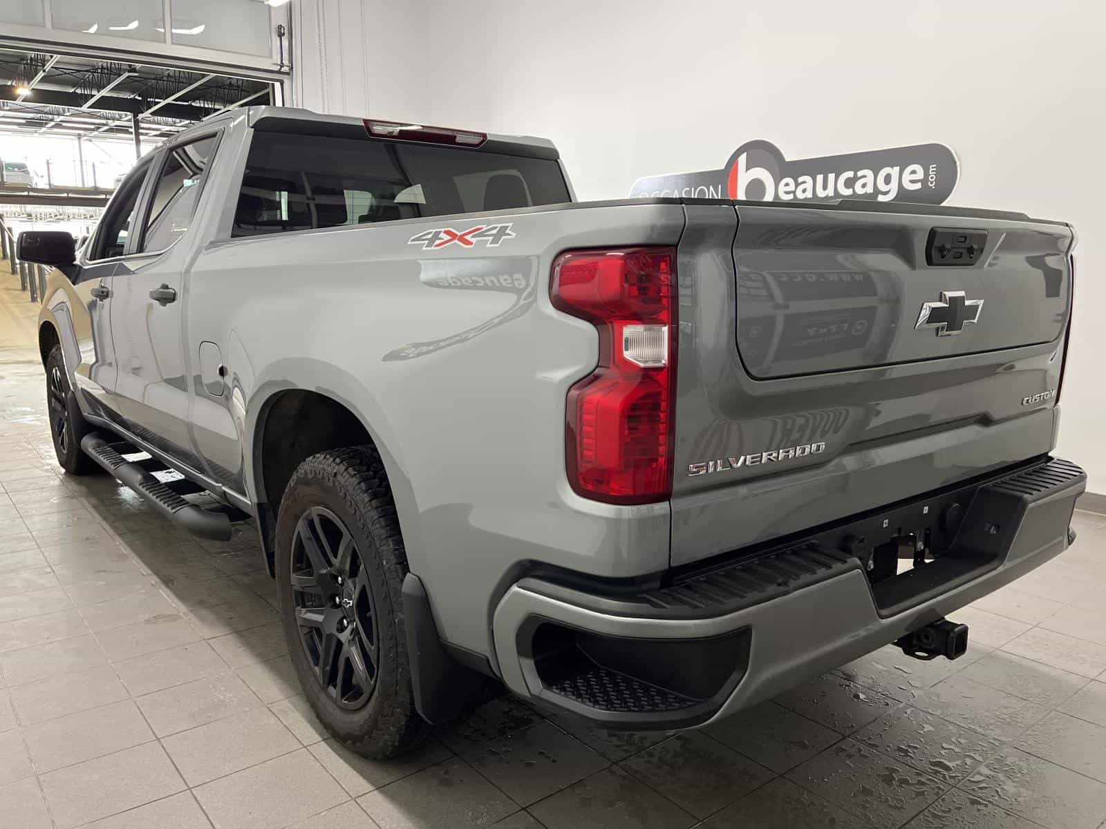 Image 3 Chevrolet Silverado 1500 Custom 2024