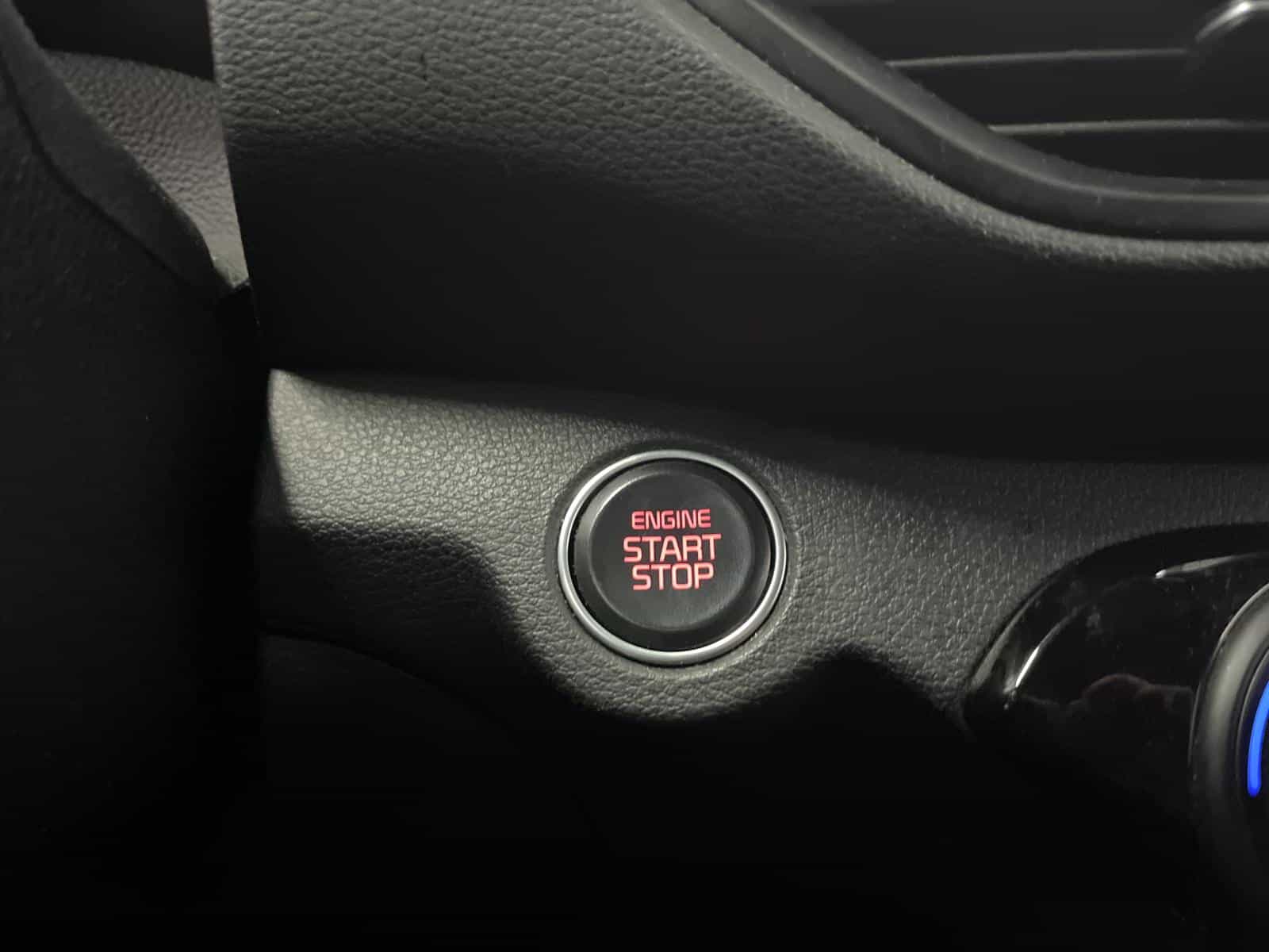 2022 Kia Forte GT Limited - Image 12