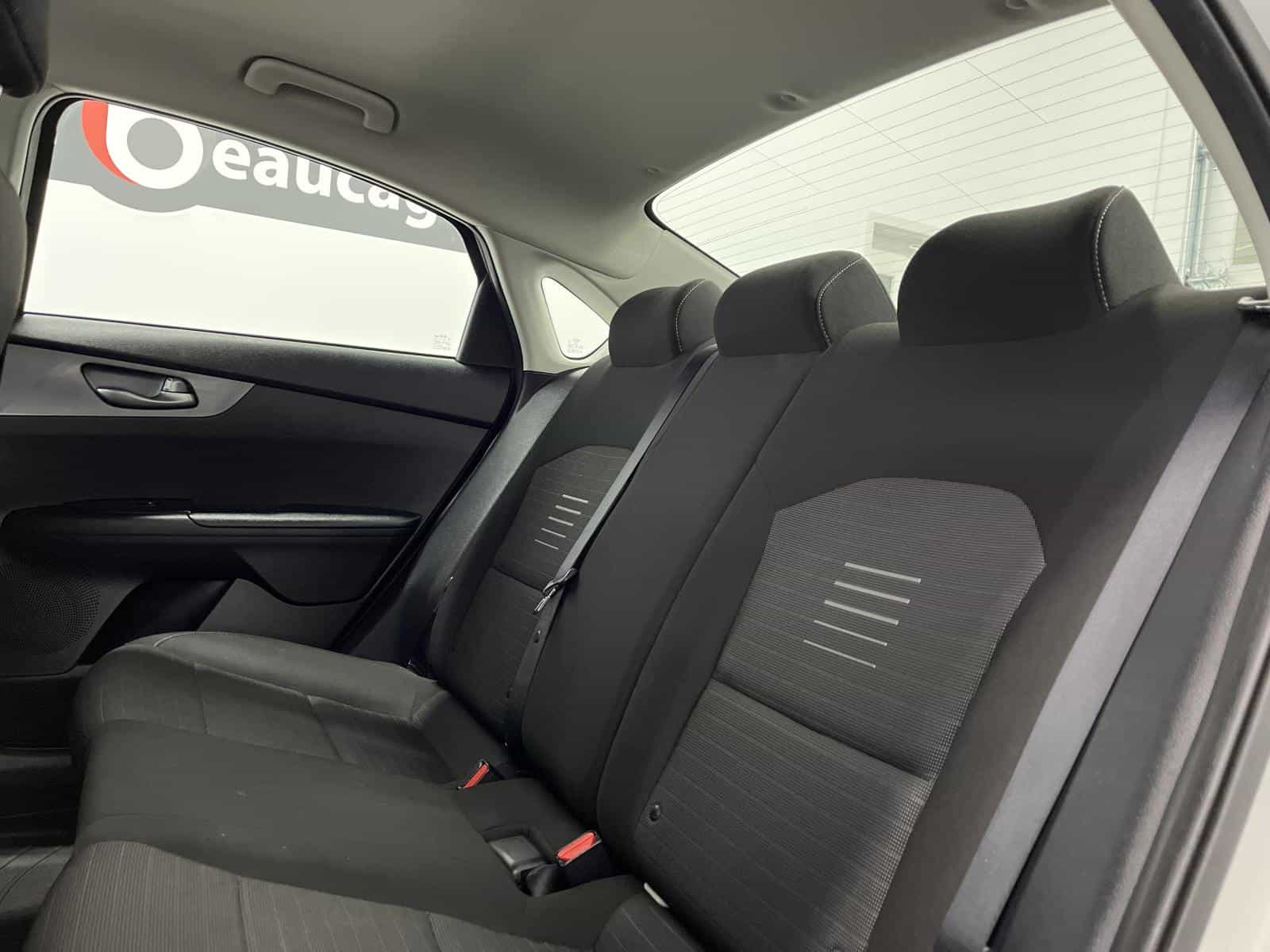 Image 10 Kia Forte LX 2020