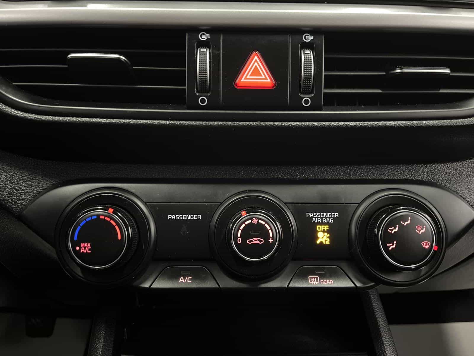 Image 17 Kia Forte LX 2020