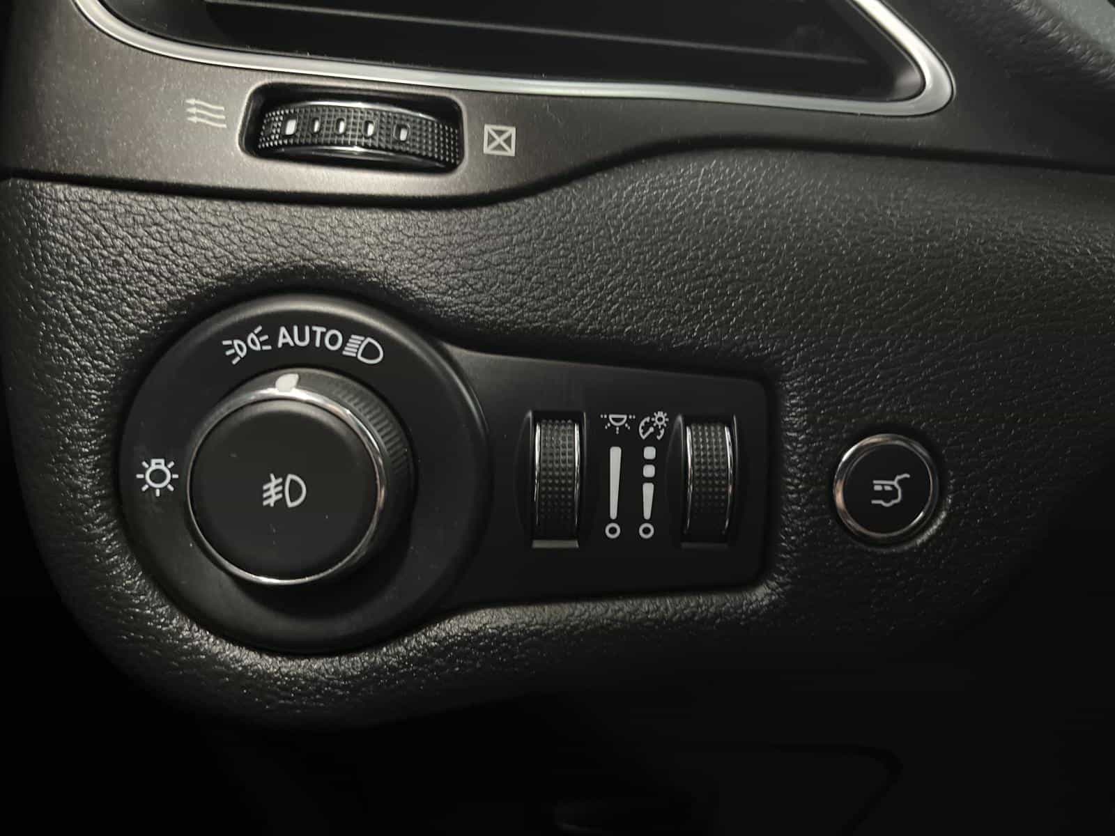 Image 14 Jeep Cherokee Trailhawk 2022