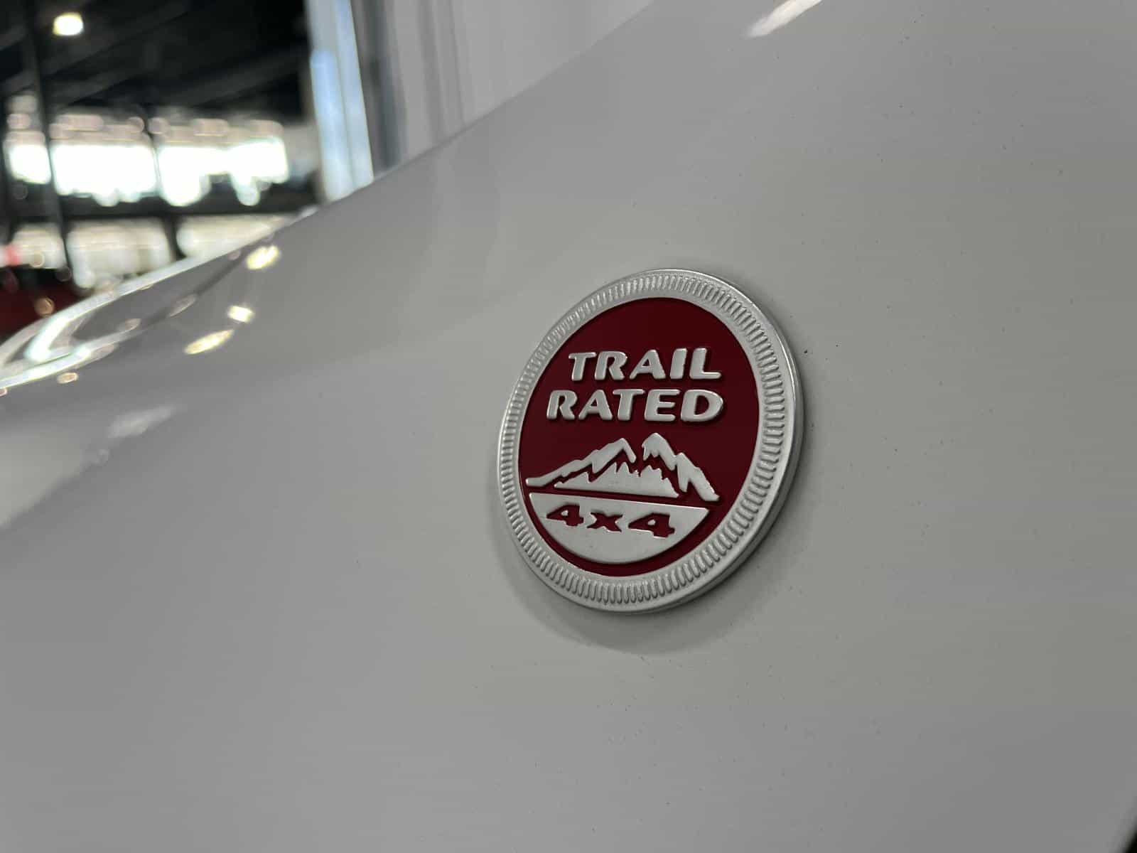 2022 Jeep Cherokee Trailhawk - Image 26