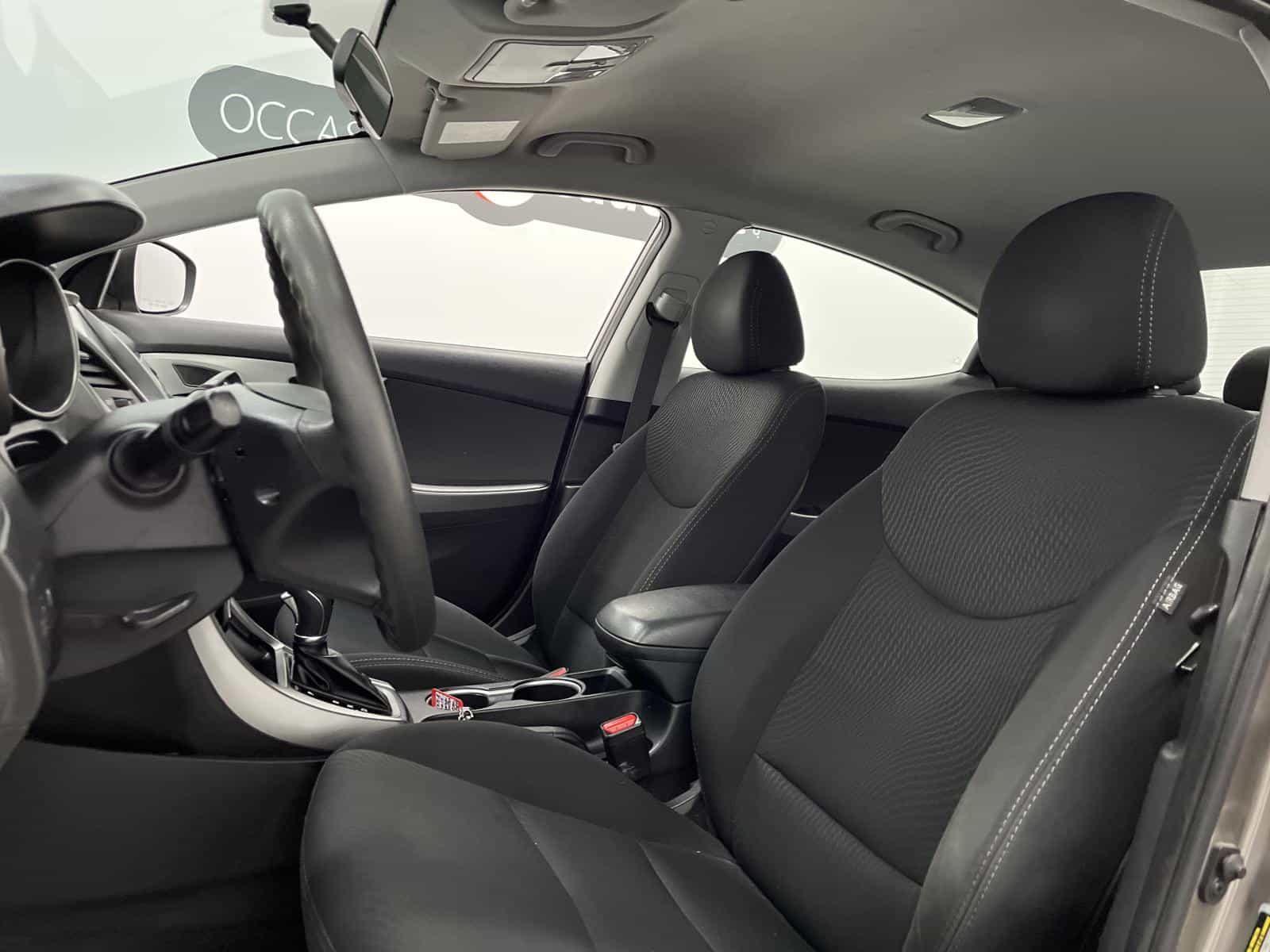 Image 8 Hyundai Elantra GL 2015