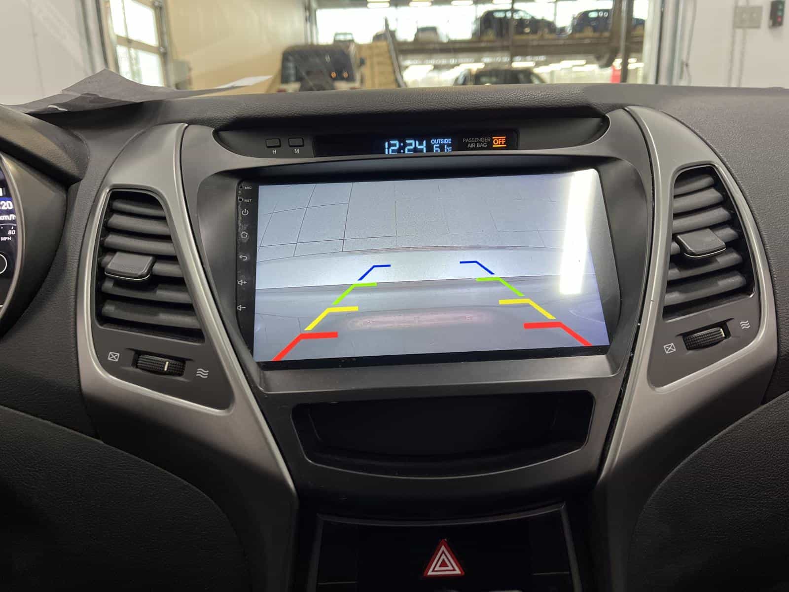 2015 Hyundai Elantra GL - Image 18