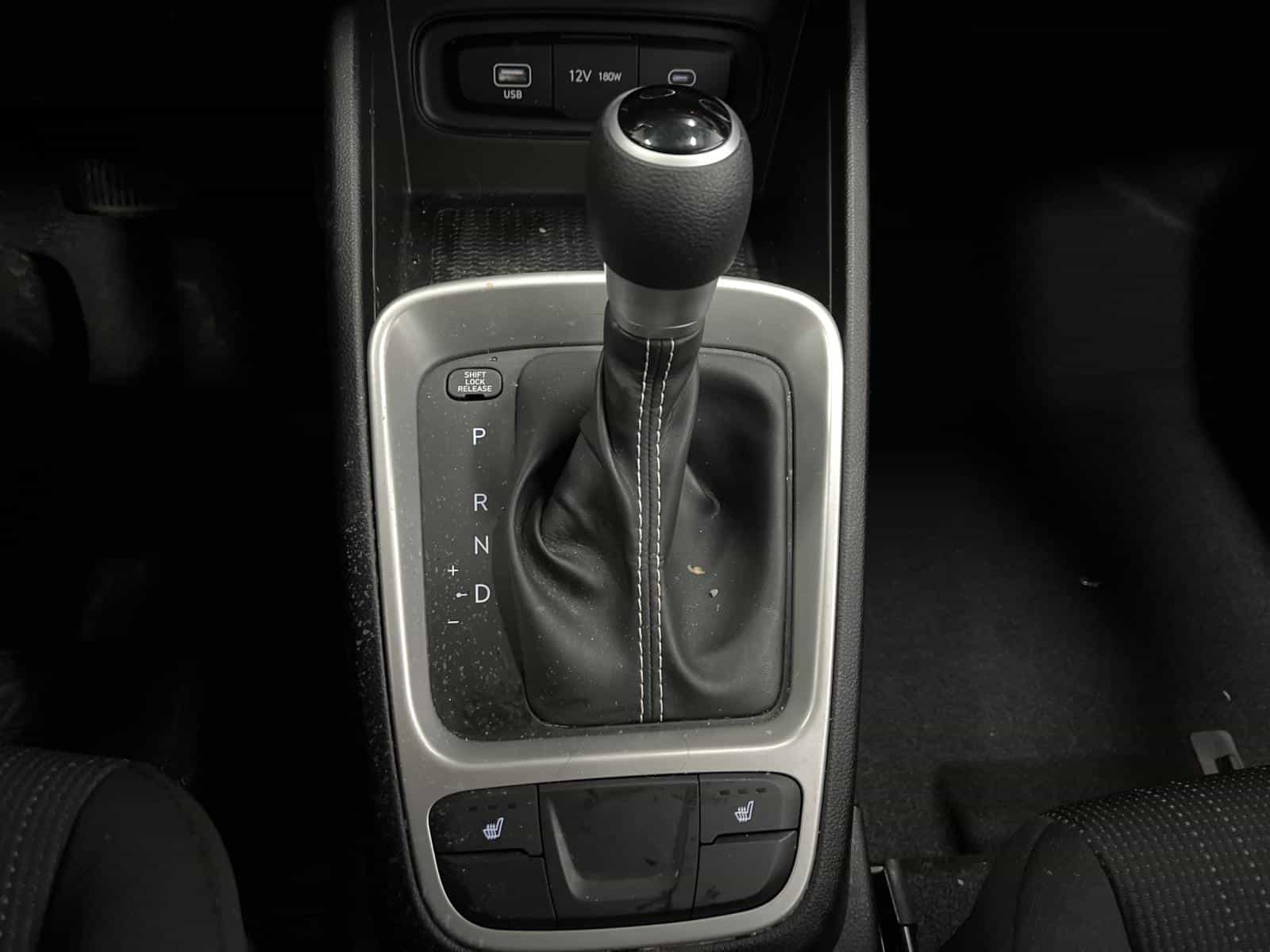 Image 16 Hyundai Venue Essential 2025