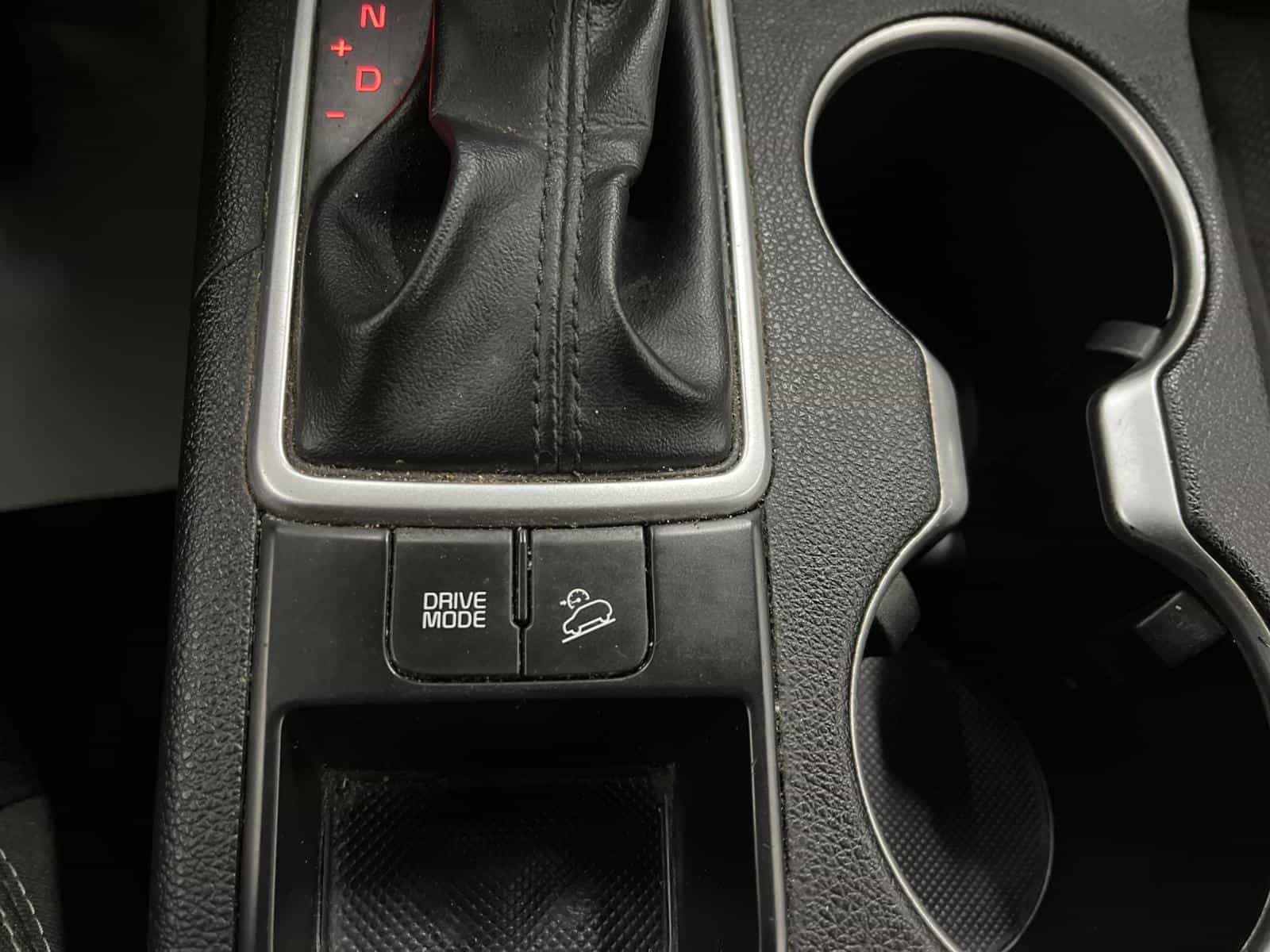 2020 Kia Sportage LX - Image 16