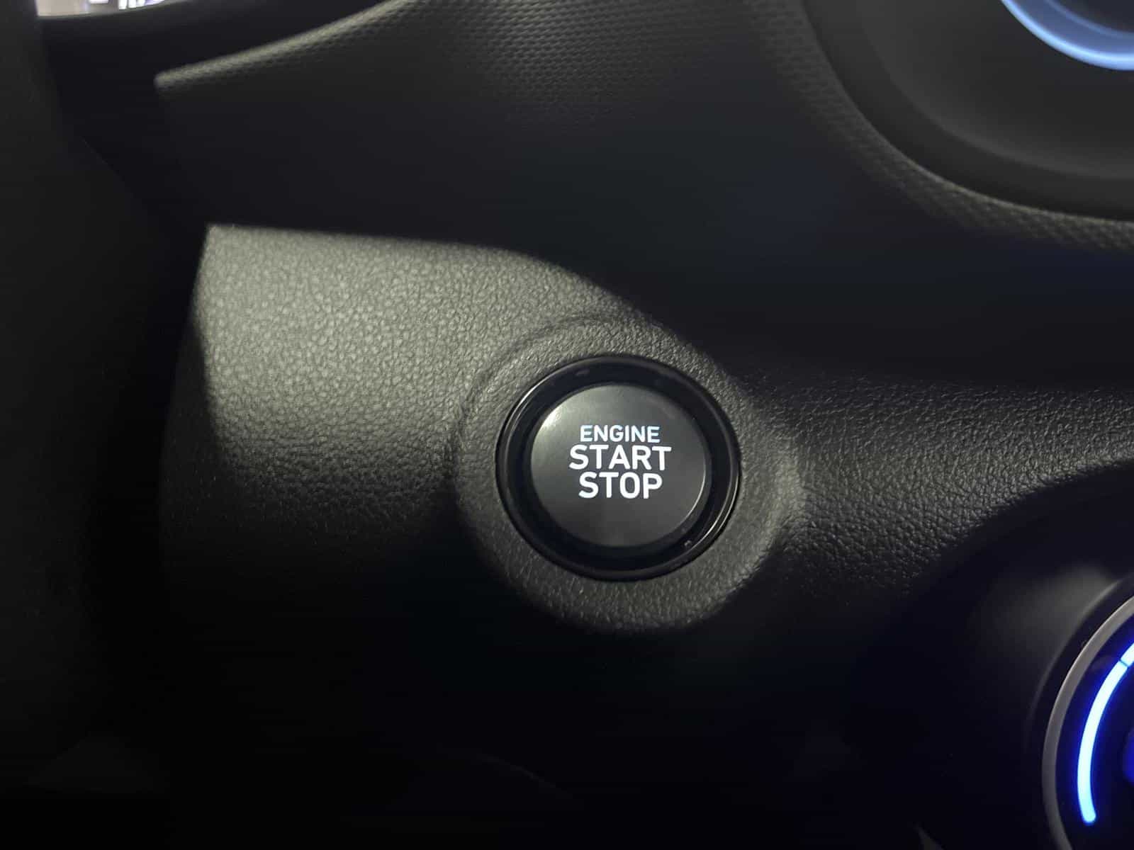 2022 Hyundai Venue Preferred - Image 12