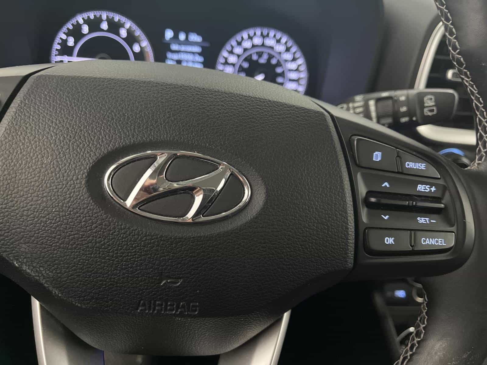 2022 Hyundai Venue Preferred - Image 16