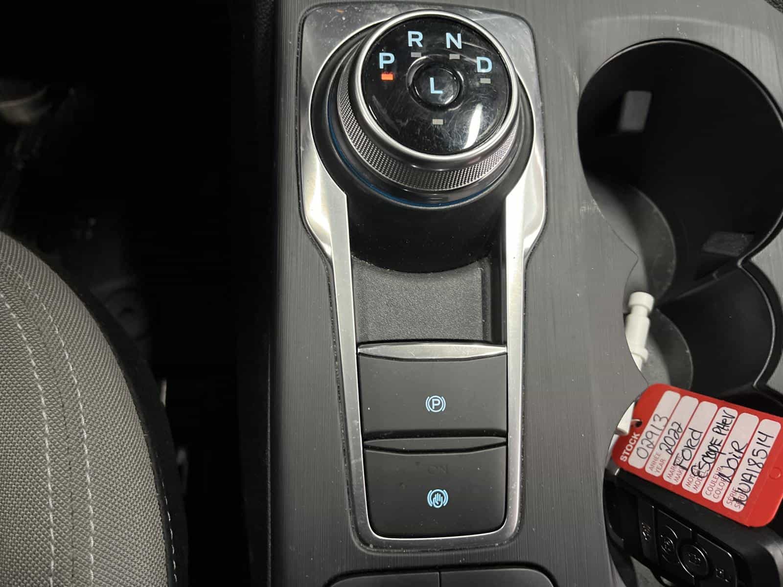 2022 Ford Escape SE PHEV - Image 14