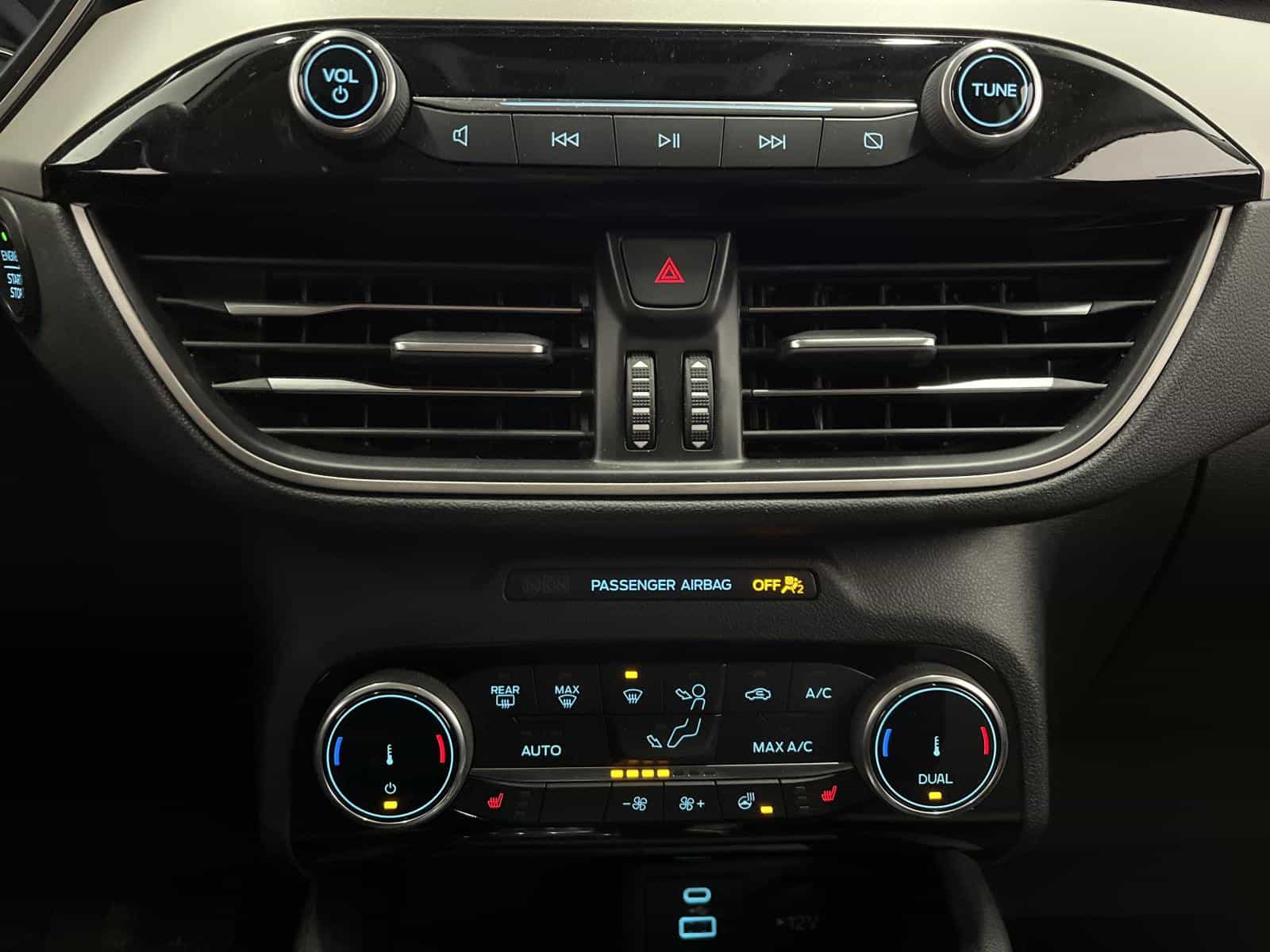 2022 Ford Escape SE PHEV - Image 15