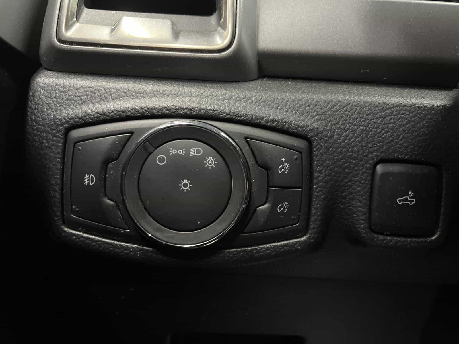 2019 Ford Ranger XLT - Image 12