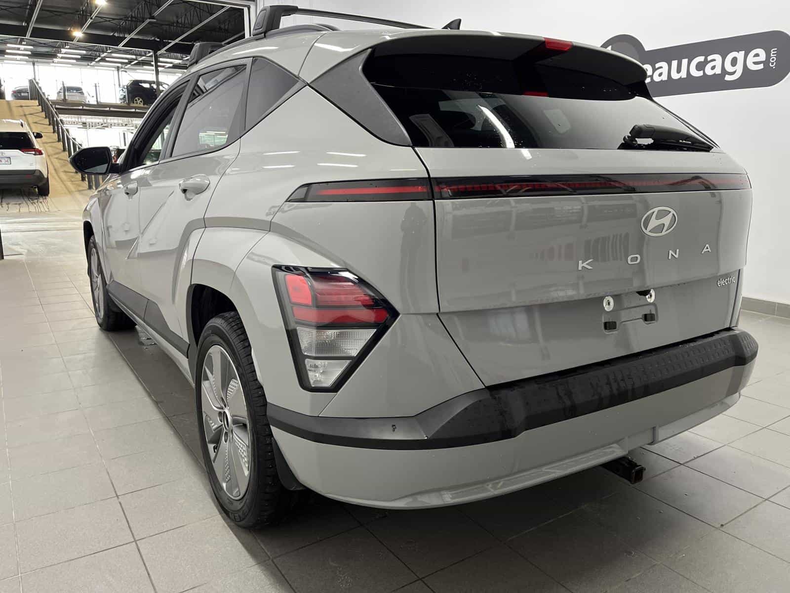 Image 3 Hyundai Kona EV Preferred 2025