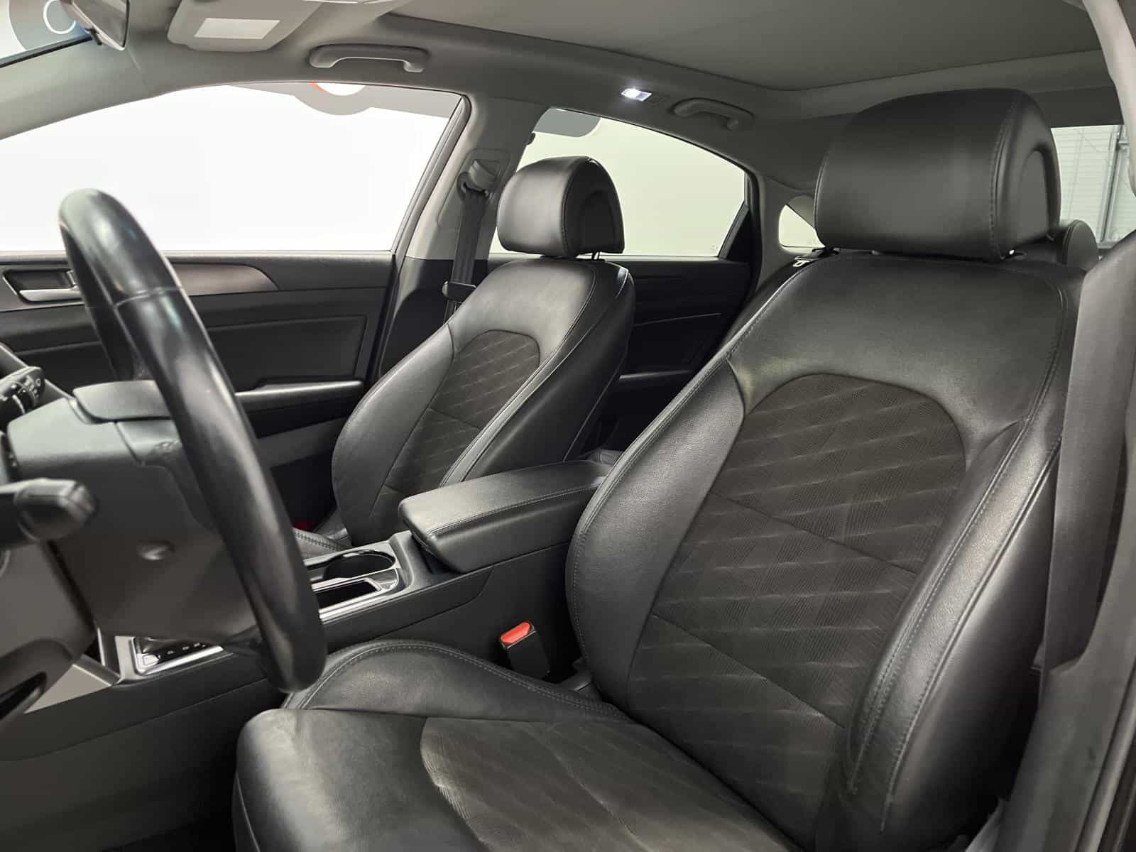 2016 Hyundai Sonata Sport-Tech - Image 7