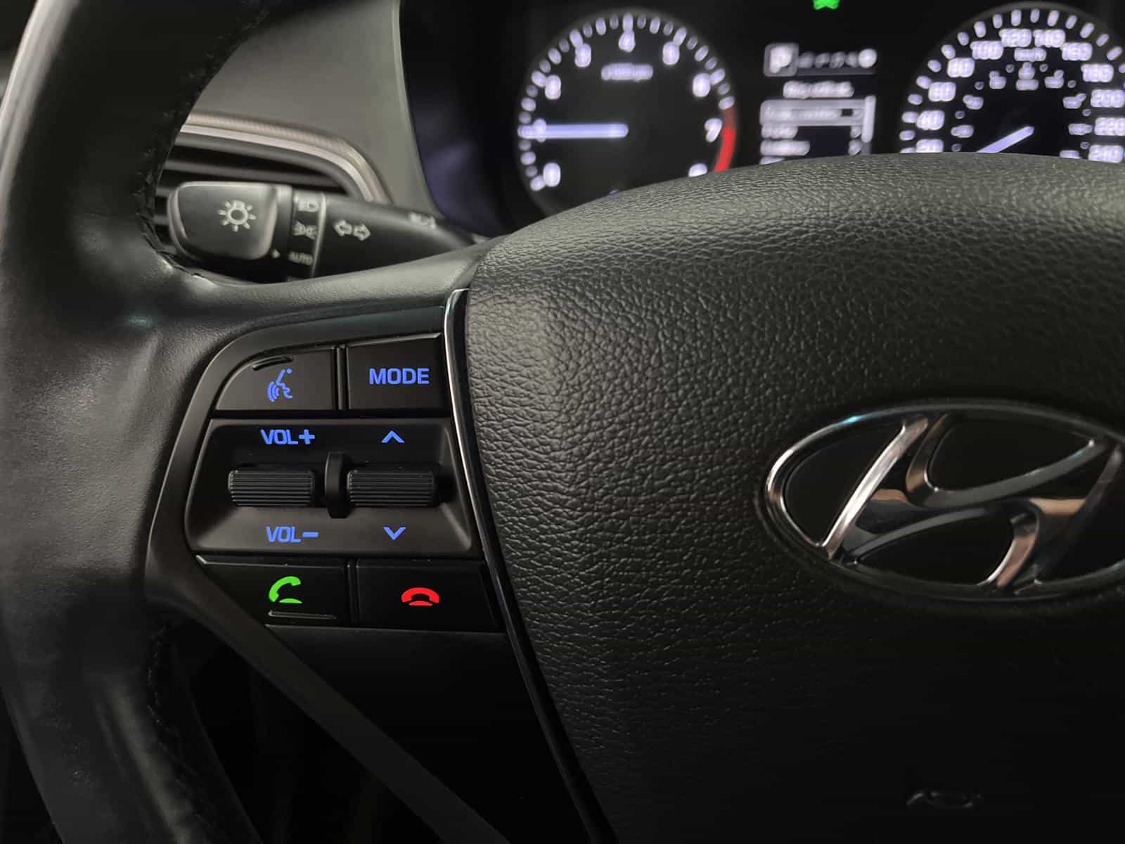 2016 Hyundai Sonata Sport-Tech - Image 13