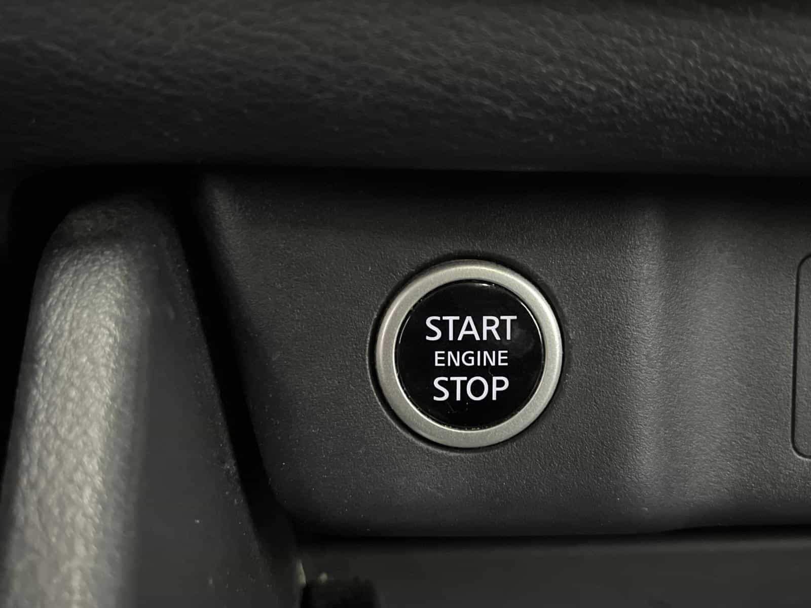 Image 13 Nissan Rogue SV 2023